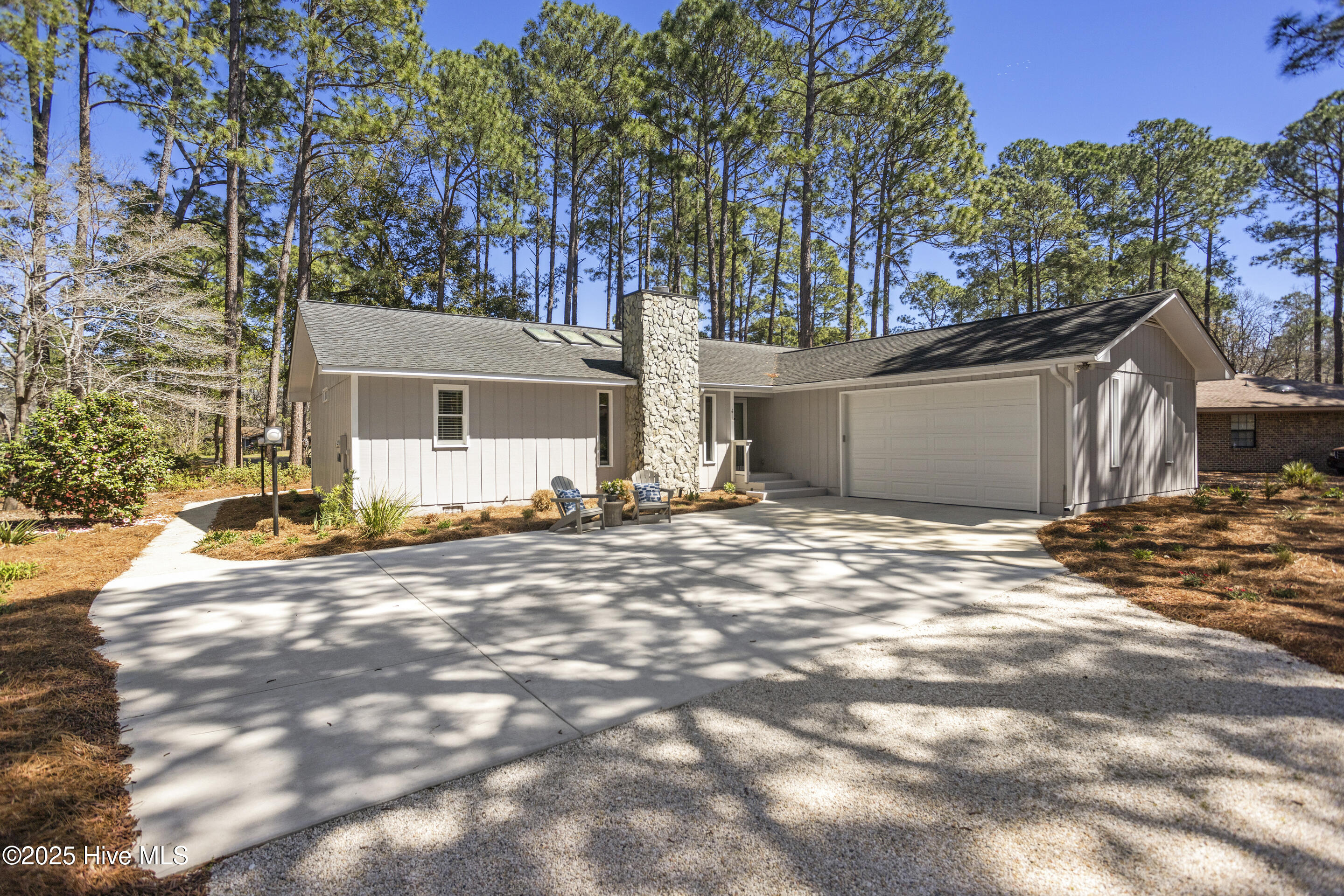 4 E Pine Court Property Photo