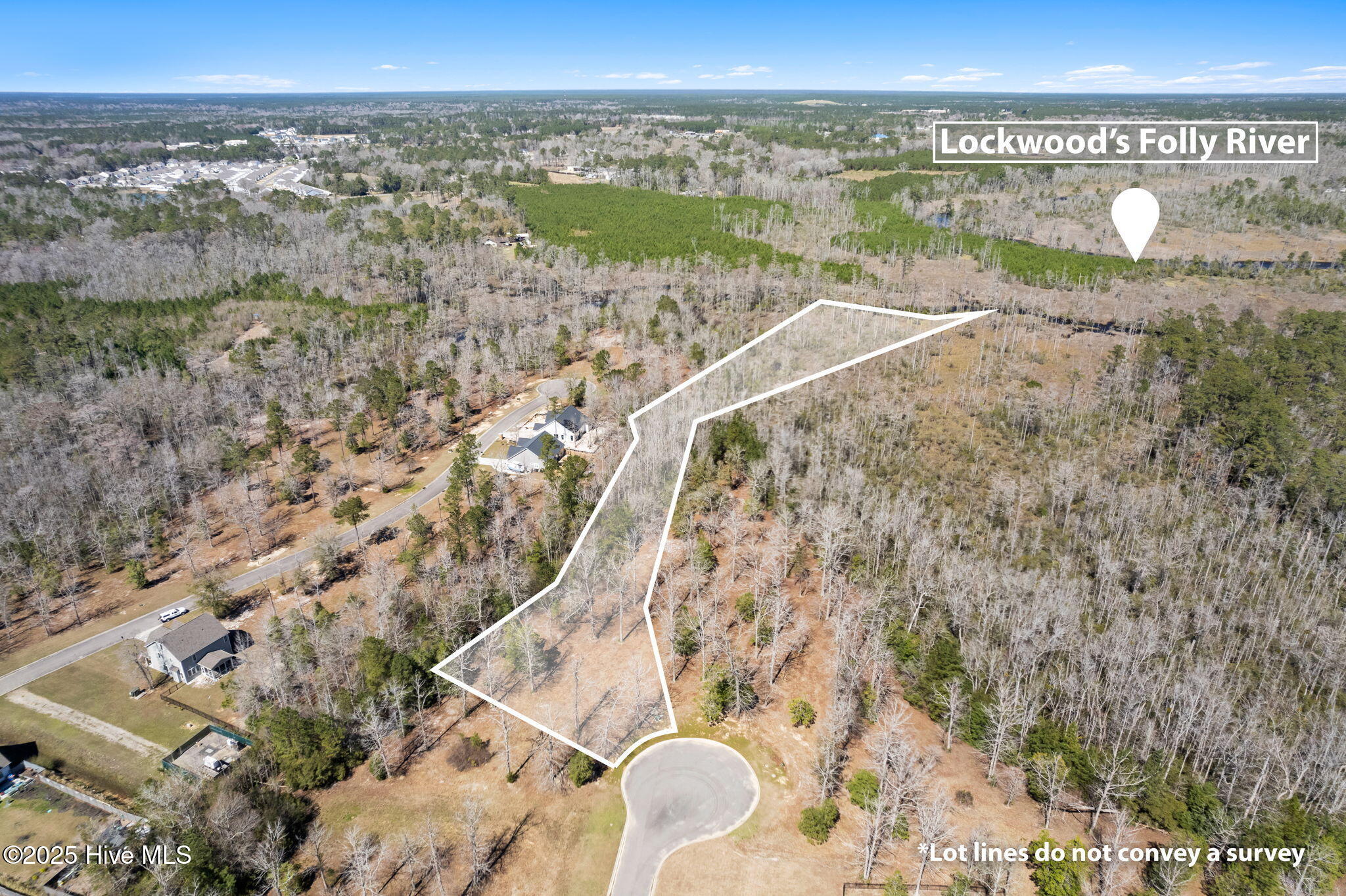 637 Squirrel Run Drive Property Photo 3