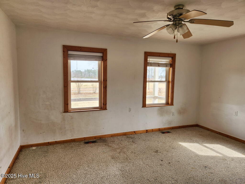 105 Hollowell Road Property Photo 5