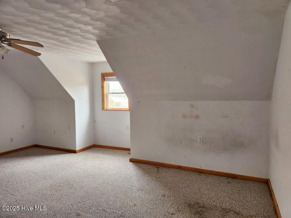 105 Hollowell Road Property Photo 9