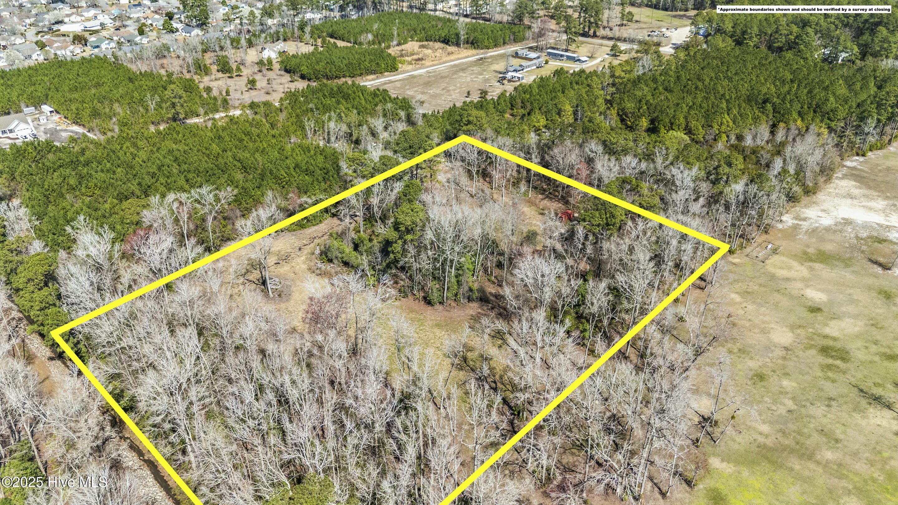 634 Persimmon Road Property Photo 4