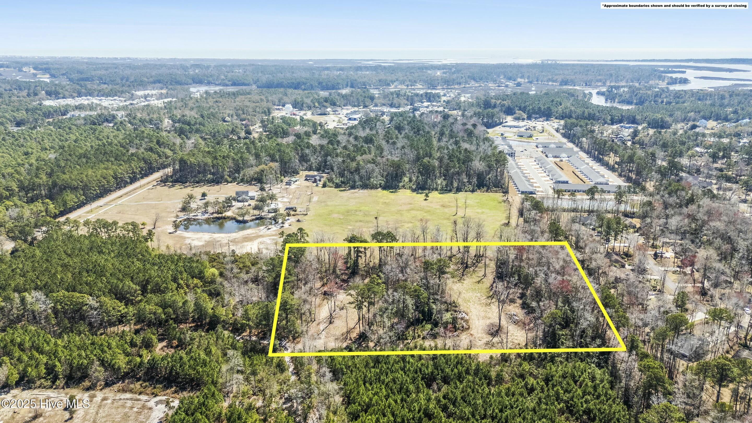 634 Persimmon Road Property Photo 10