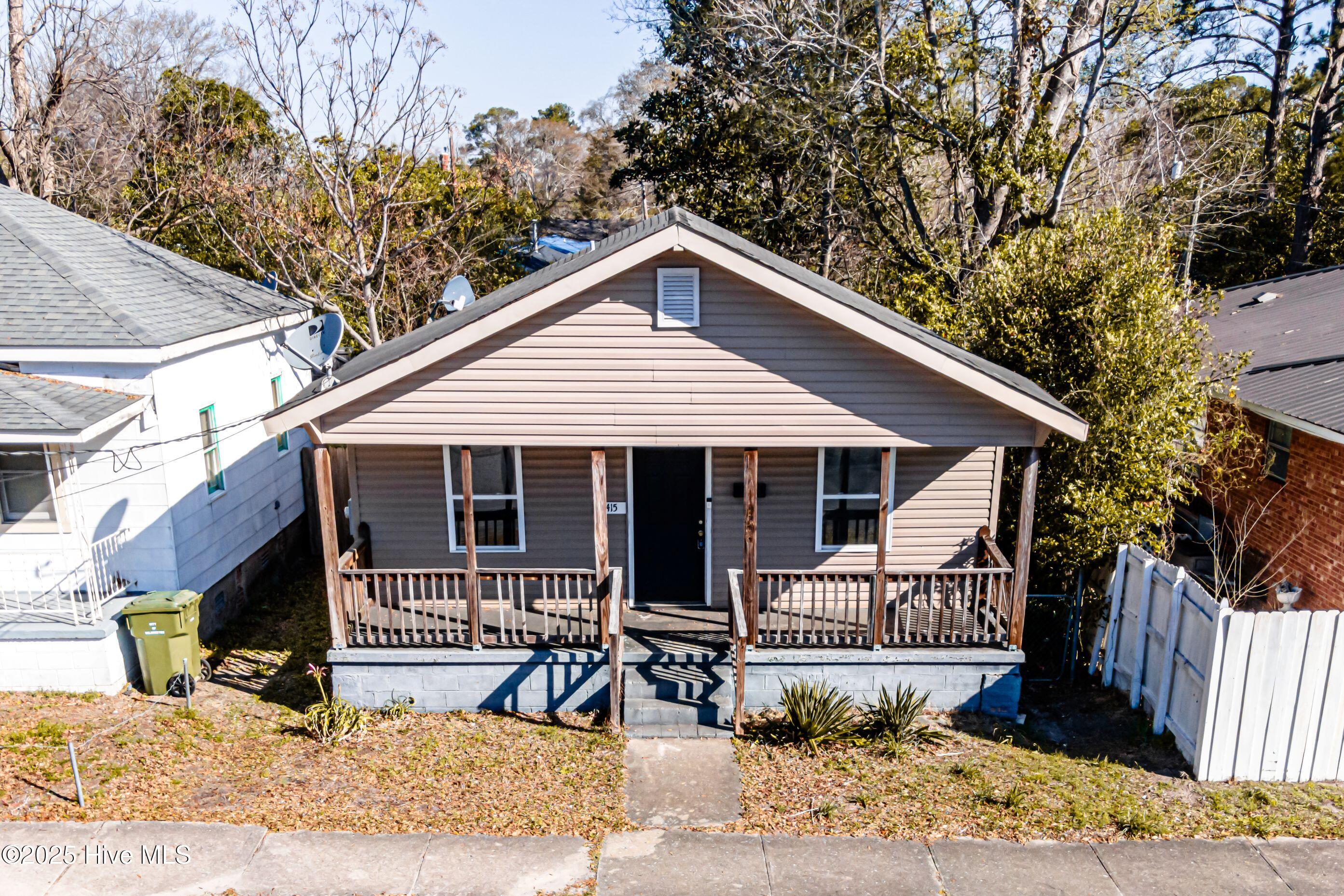 1415 Glenn Street Property Photo