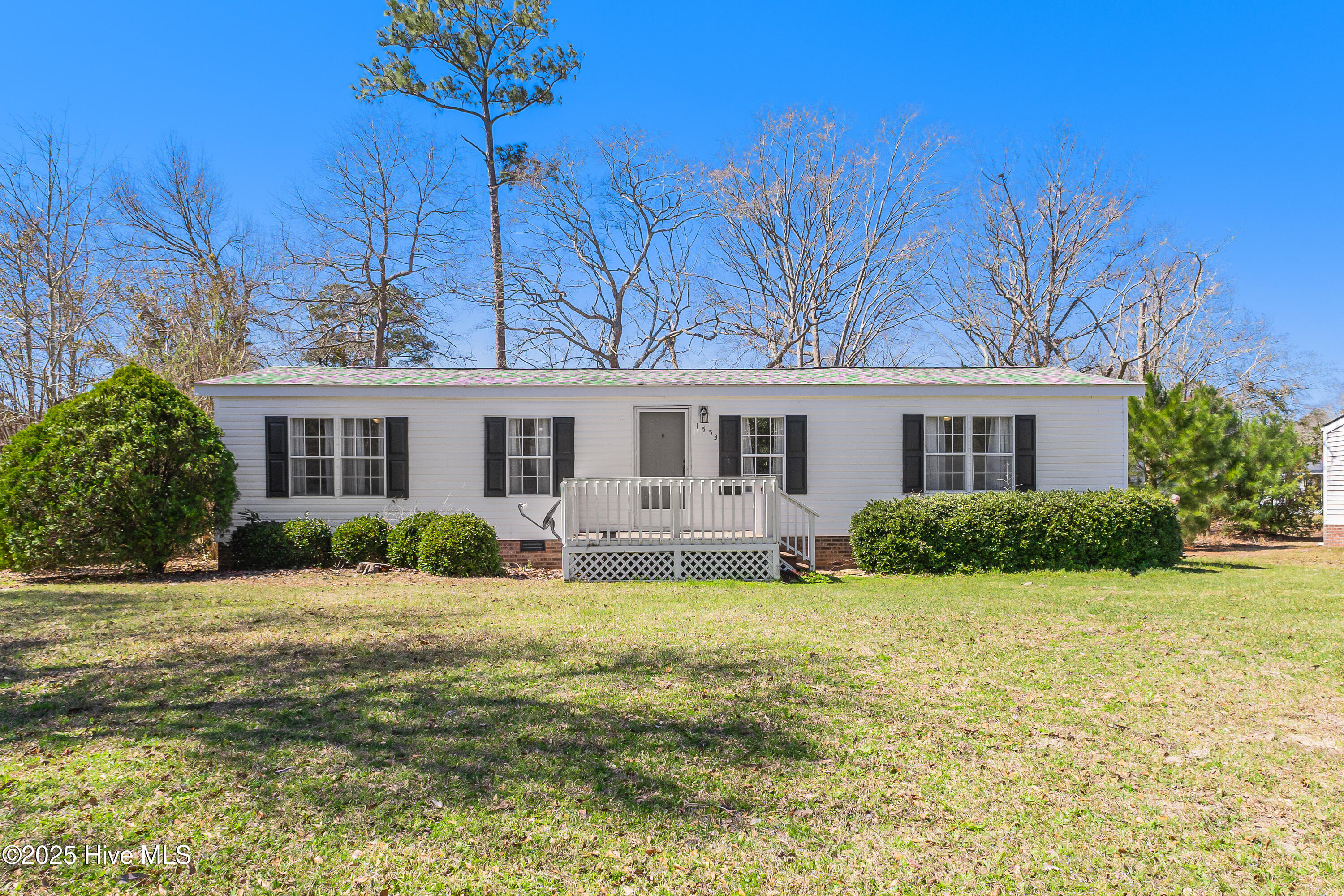 1553 White Oak Drive Property Photo