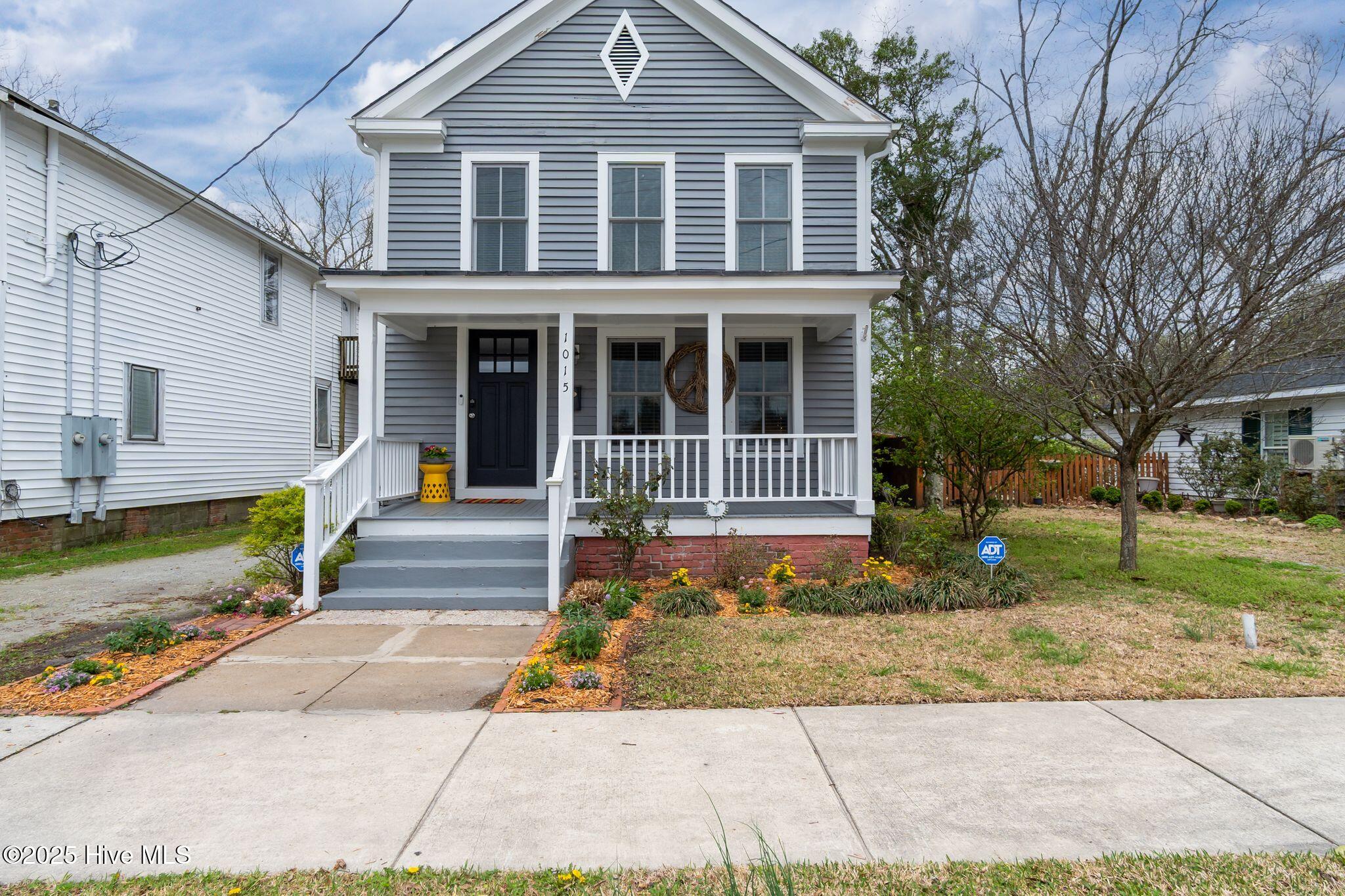 New Bern Real Estate Listings Main Image