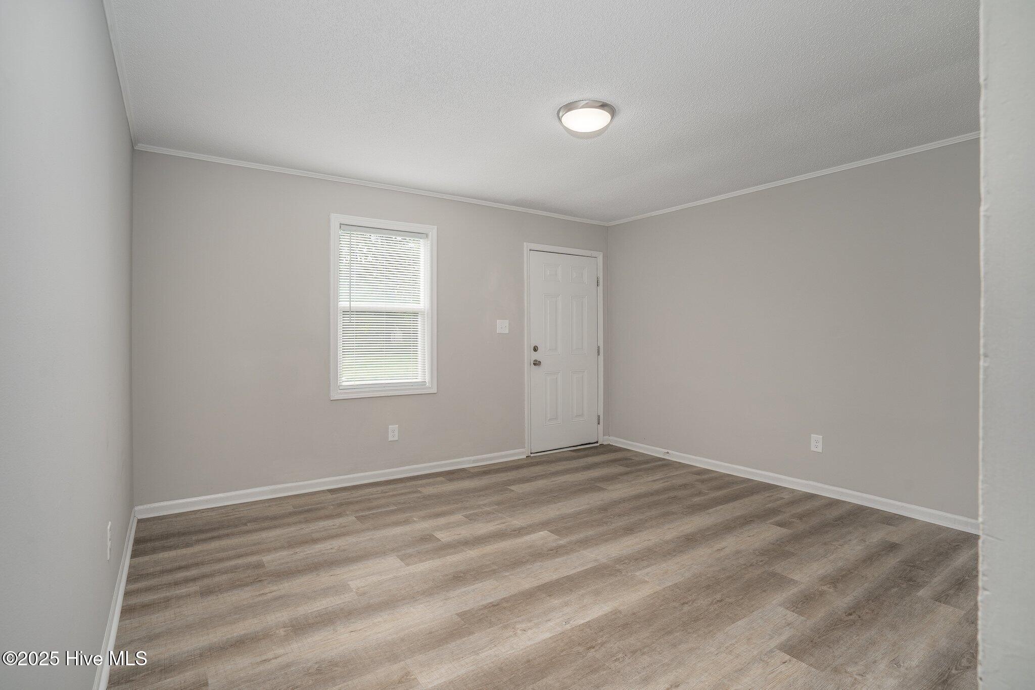 424 N Vyne Street Property Photo 4