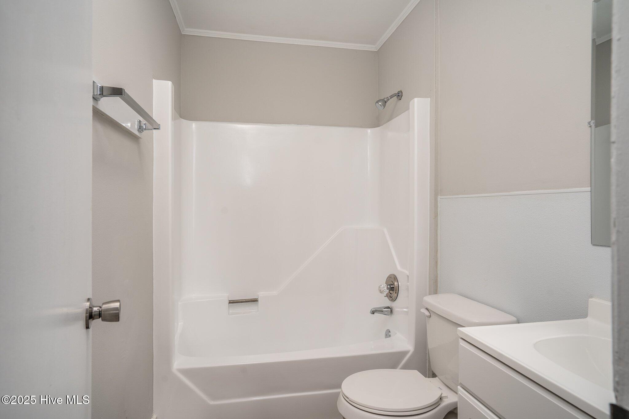 424 N Vyne Street Property Photo 15