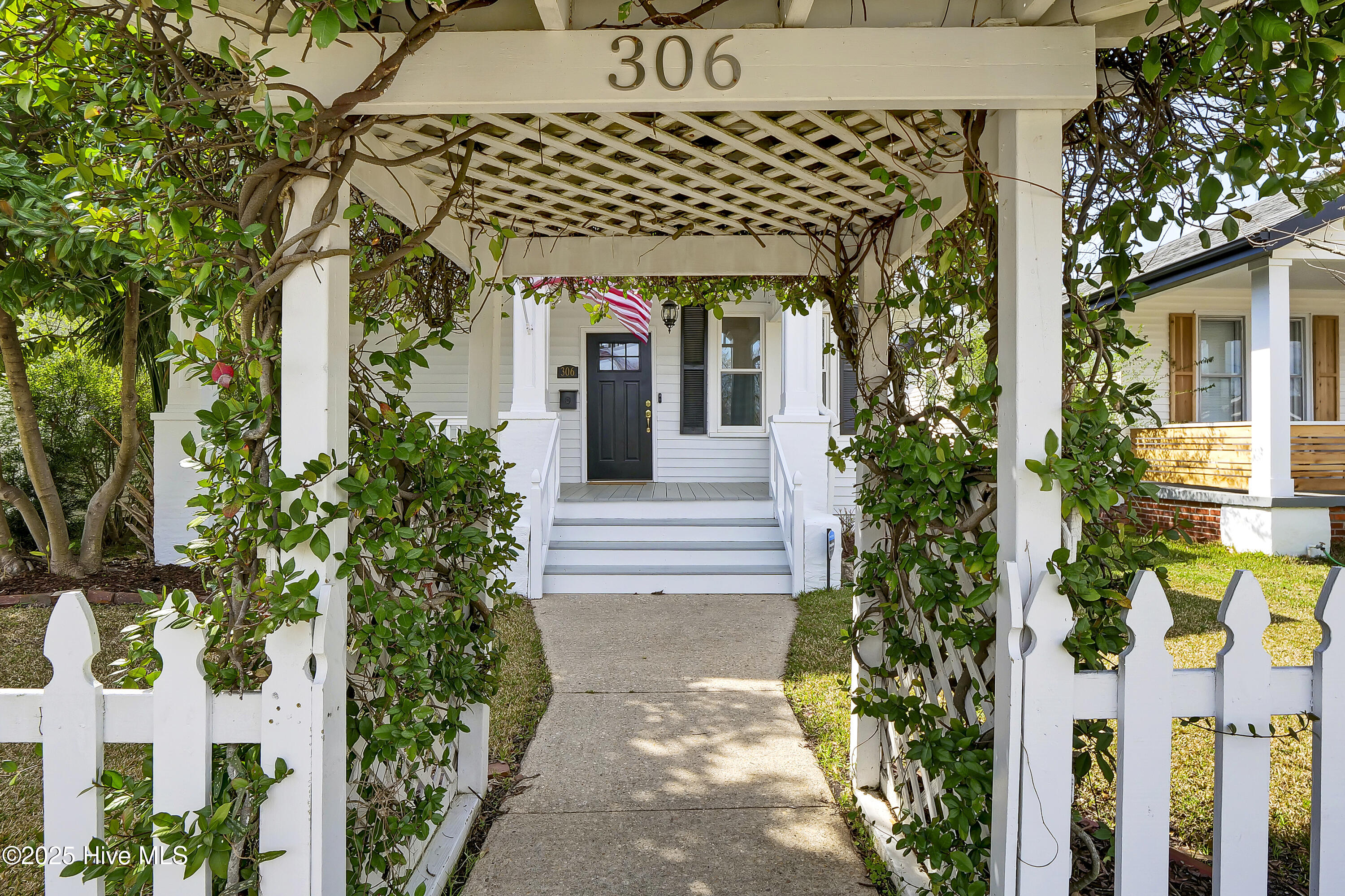 306 S 18th Street Property Photo