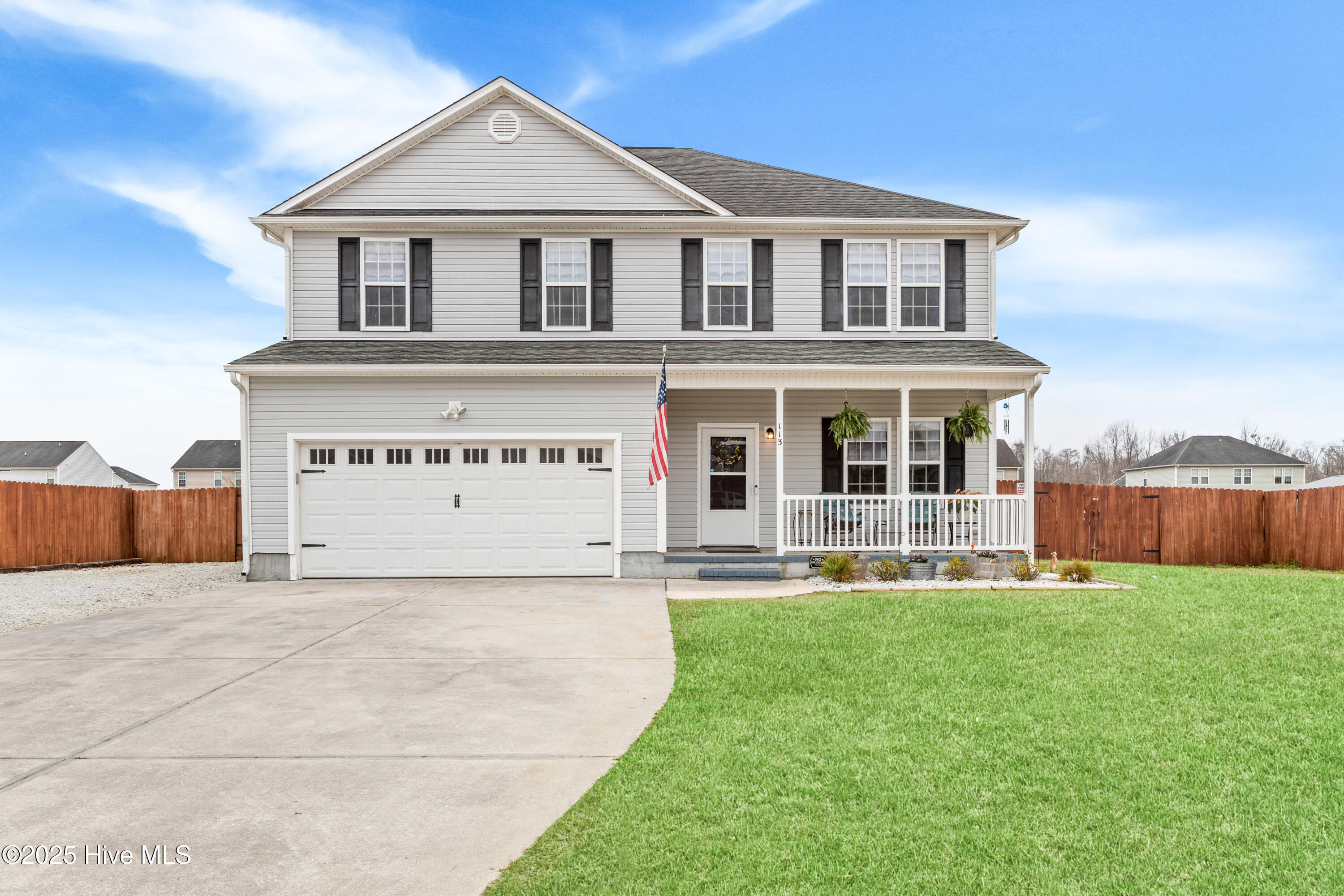 113 Woods Run Circle Property Photo