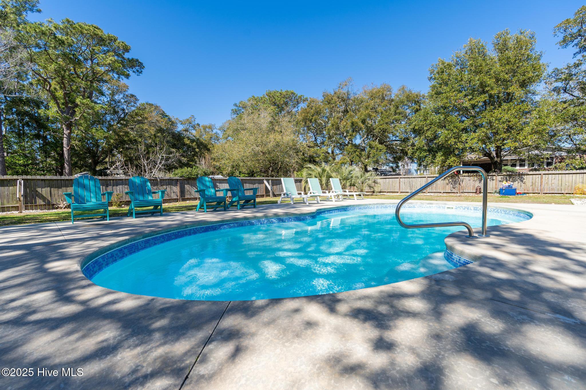 511 E Moore Street Property Photo 6