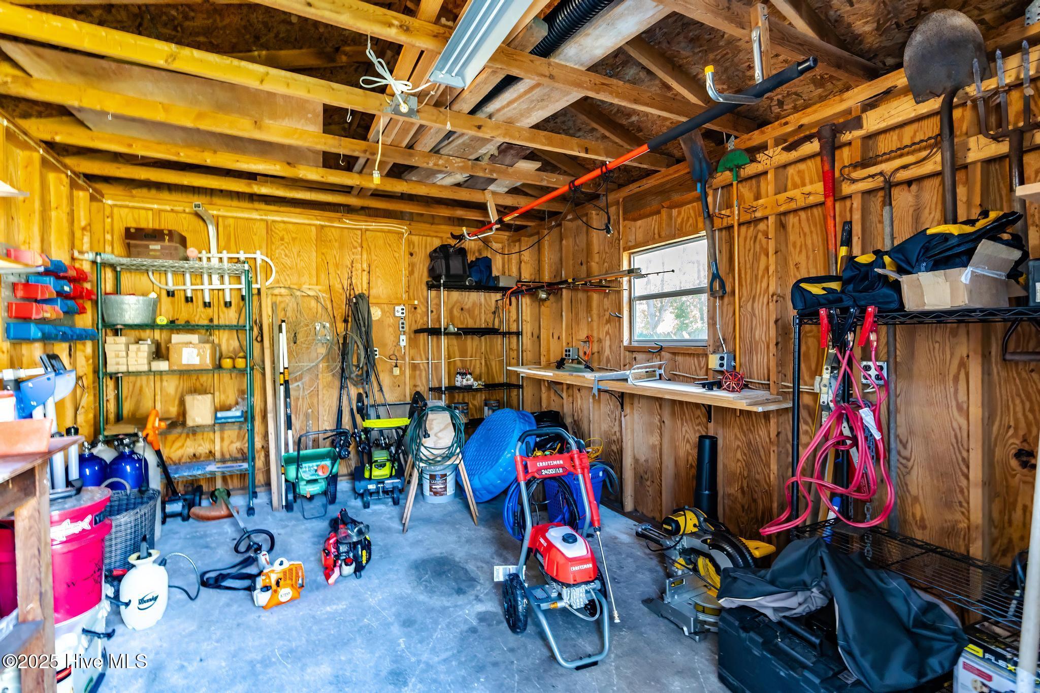 511 E Moore Street Property Photo 10