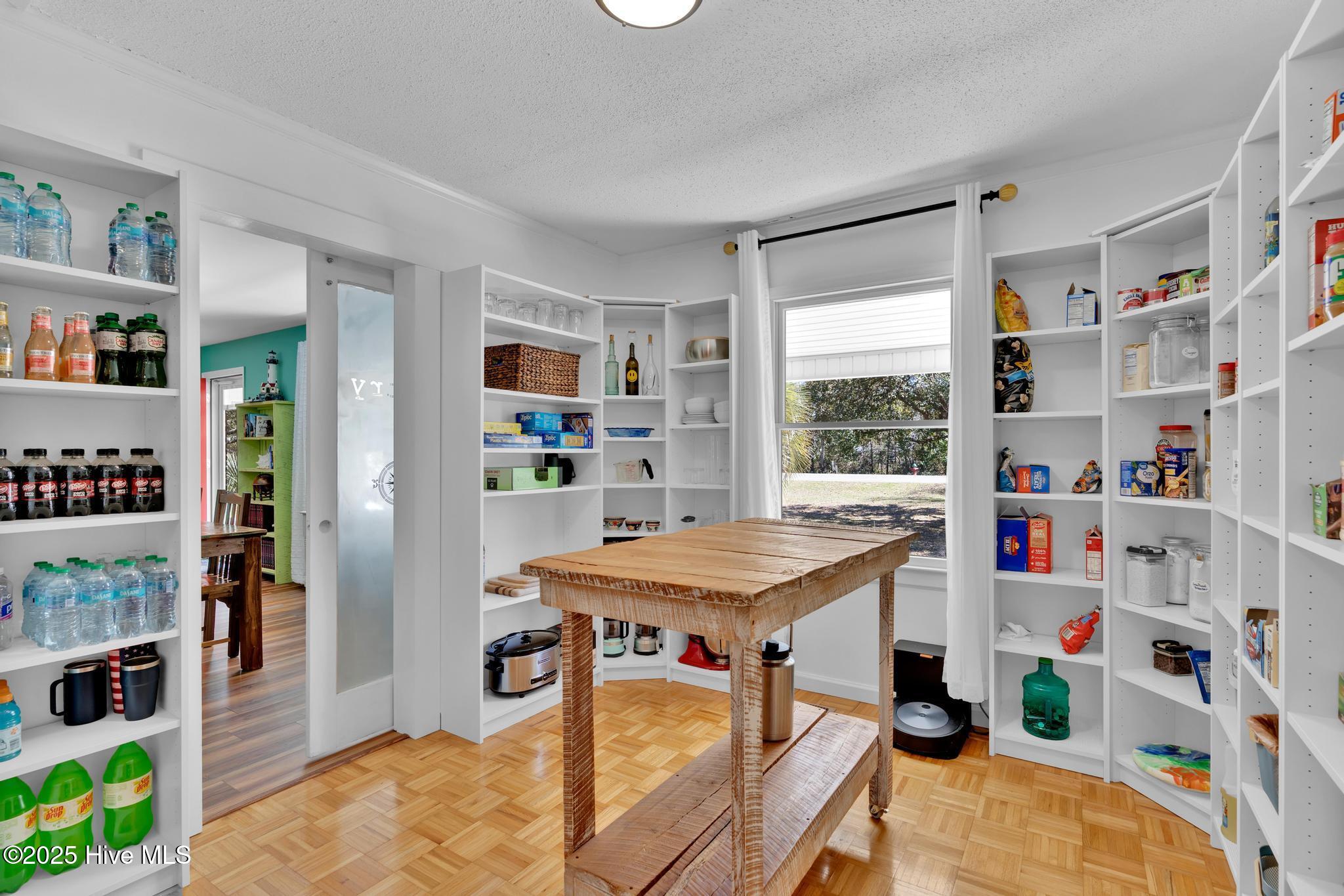 511 E Moore Street Property Photo 21