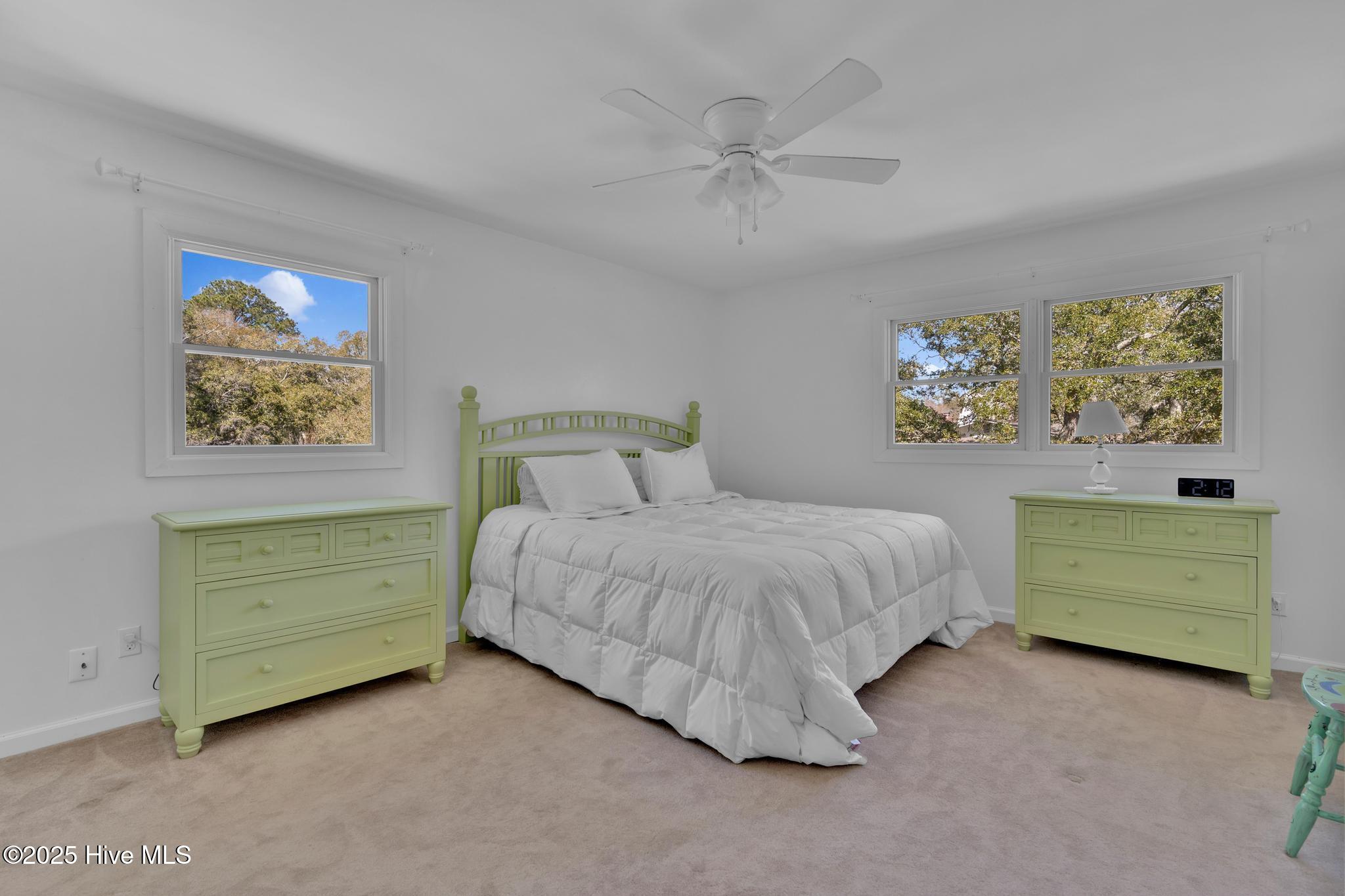 511 E Moore Street Property Photo 23