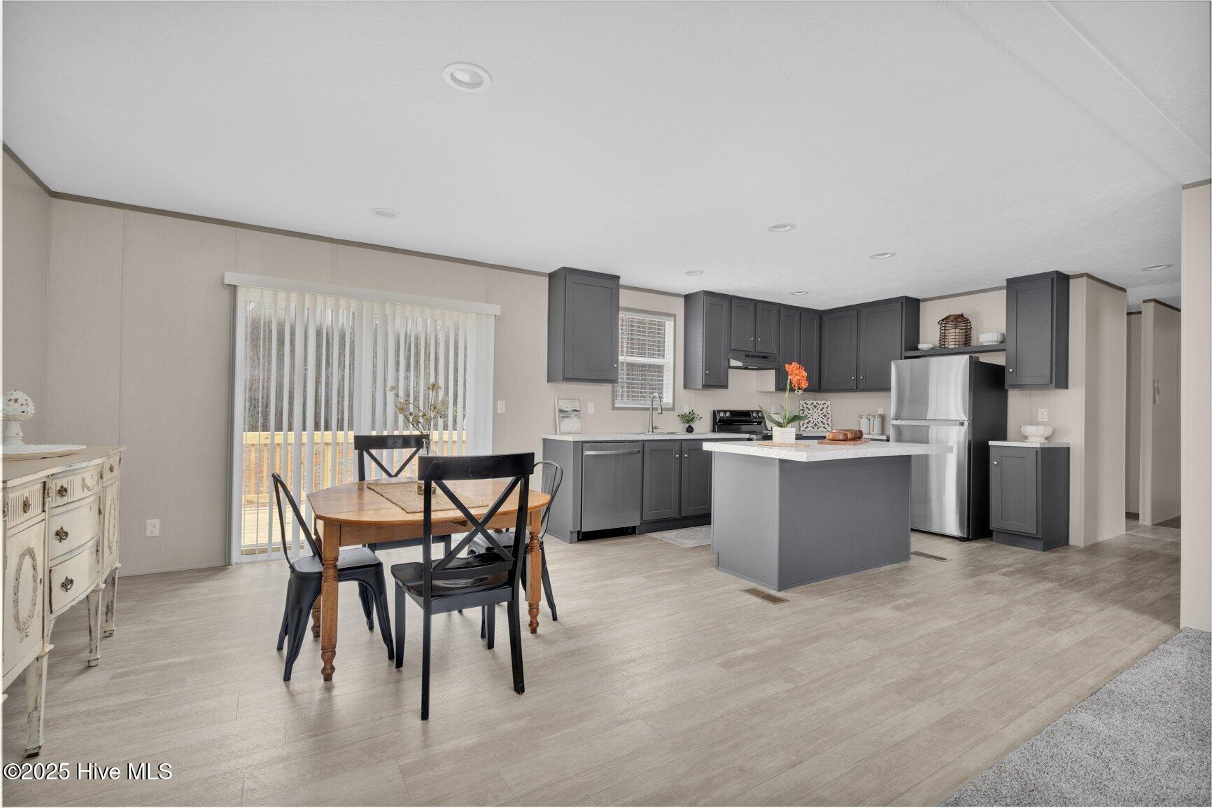 6123 Taylors Gin Road Property Photo 4