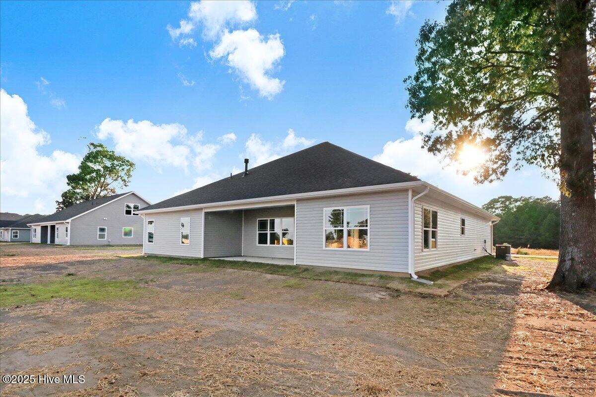 104 Manchester Court Property Photo 37