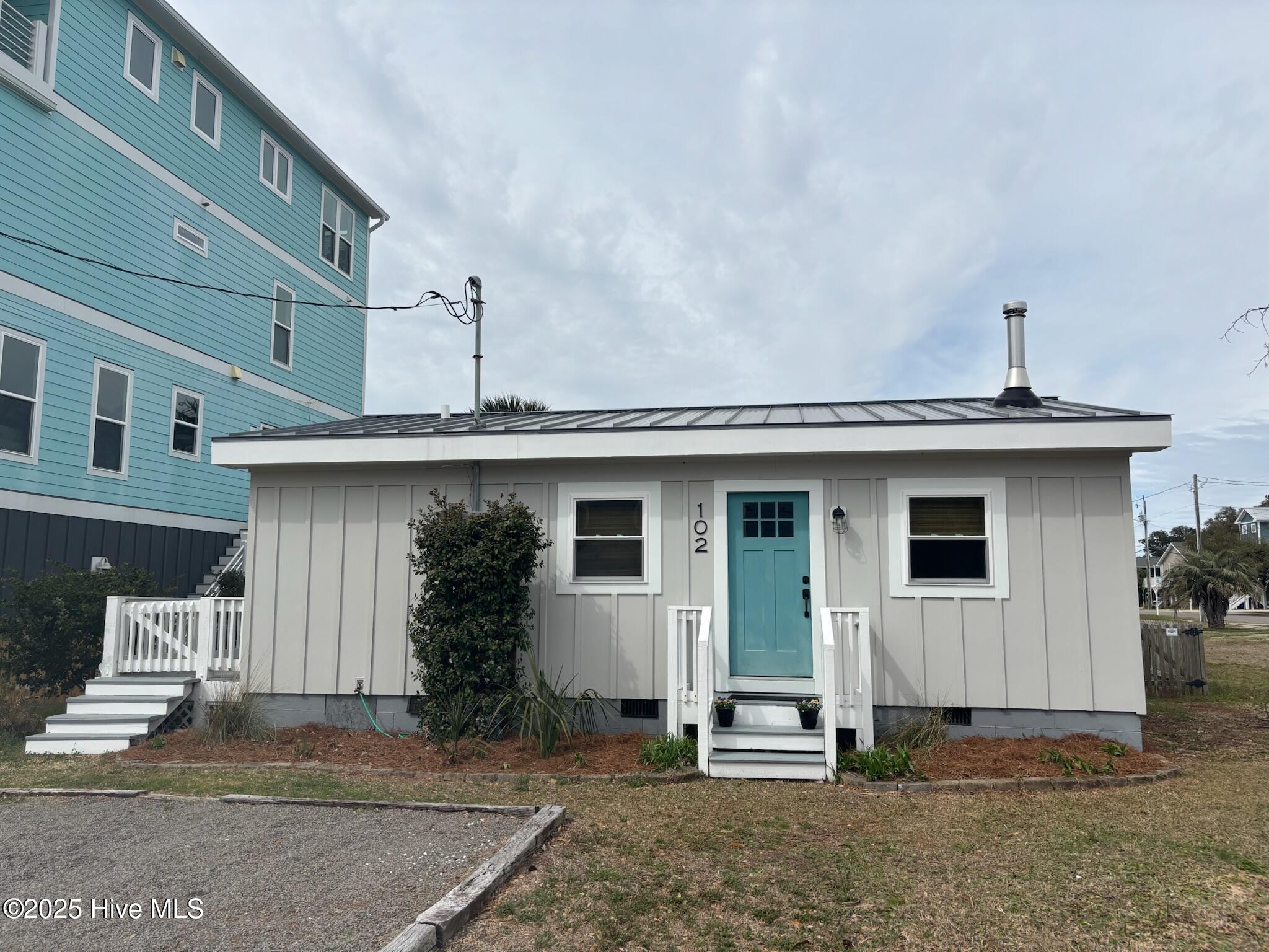 102 S Third Street Property Photo