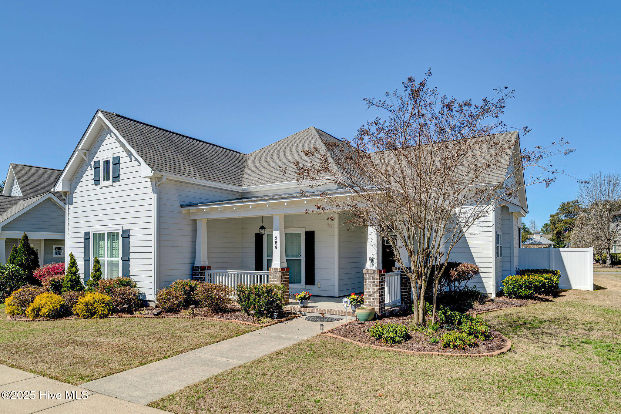 354 Shackleford Drive Property Photo