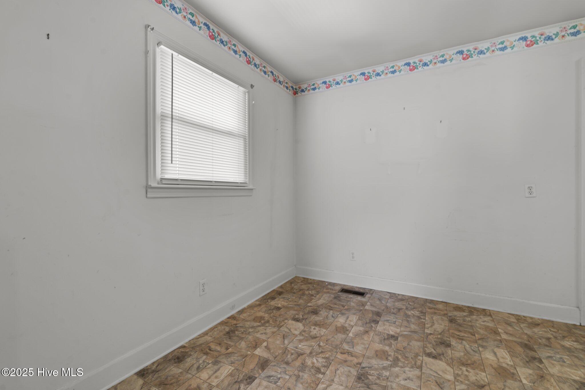 117 Elba Street Property Photo 6