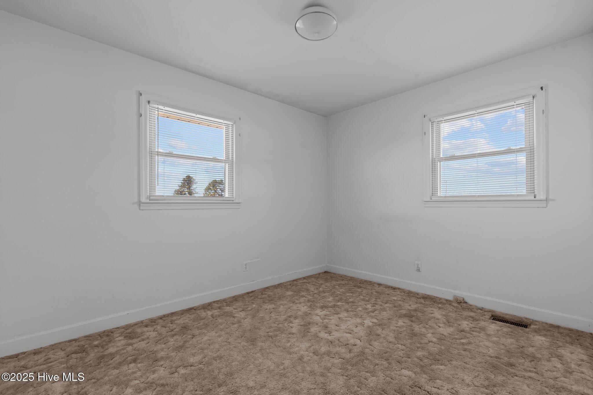 117 Elba Street Property Photo 15