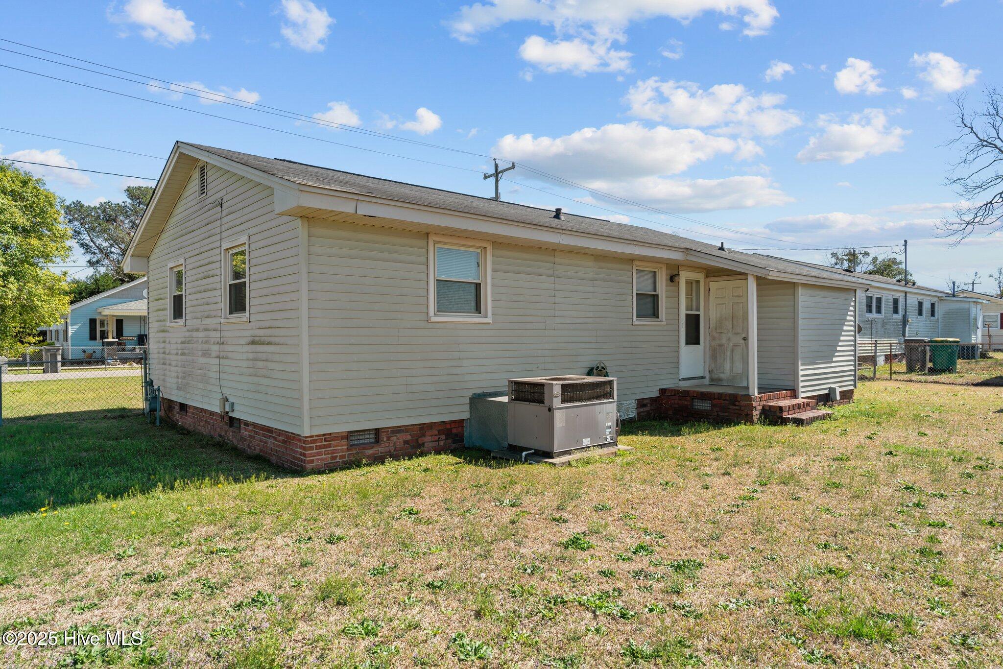 117 Elba Street Property Photo 26