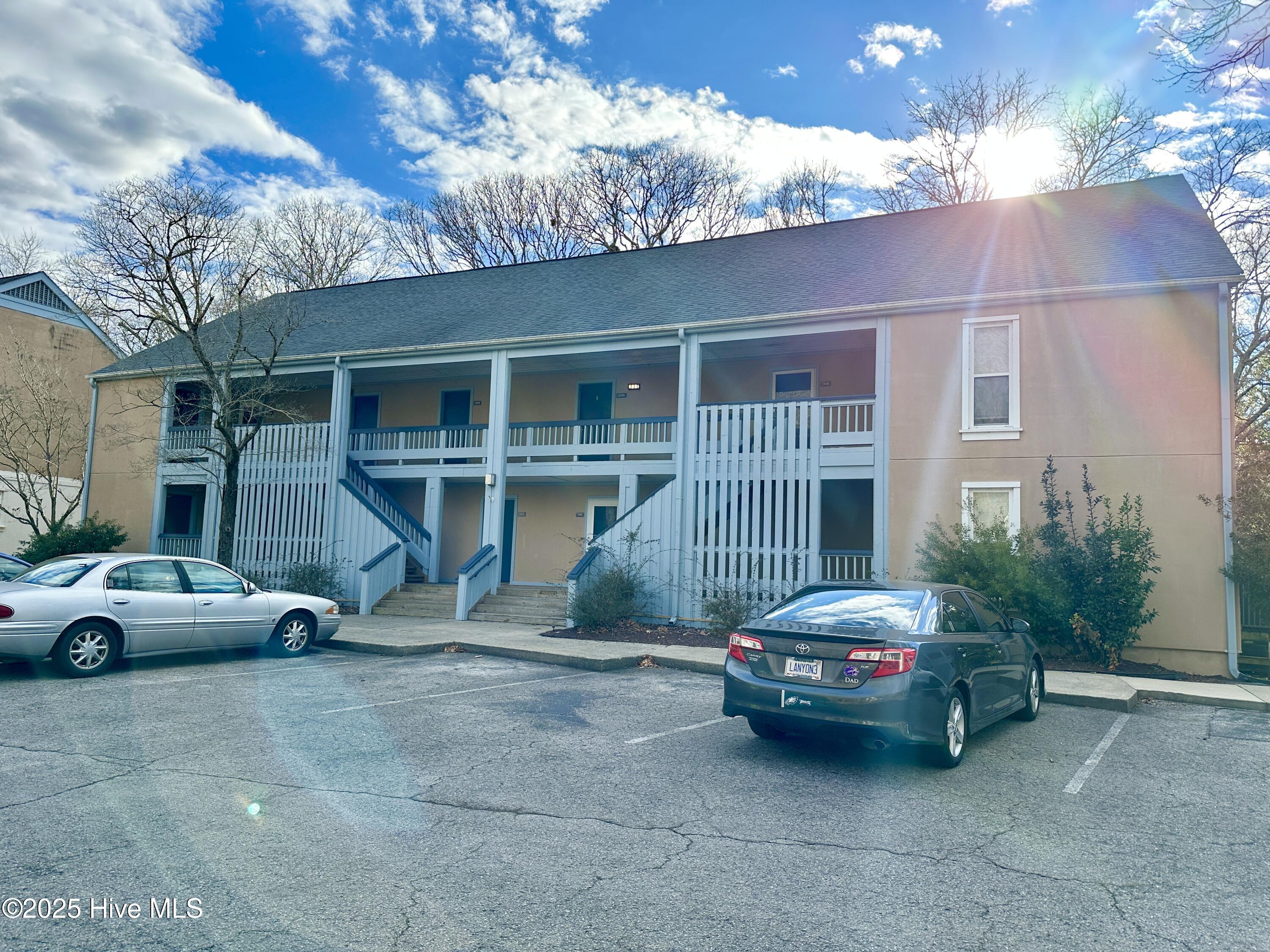 1310 Harbourside Drive Property Photo