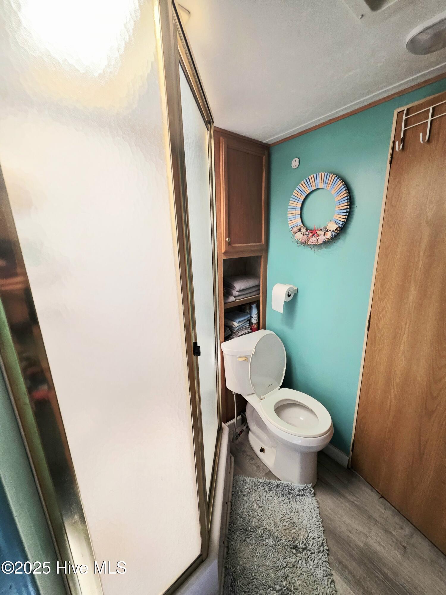 90 & 92 Pelican Street Property Photo 10
