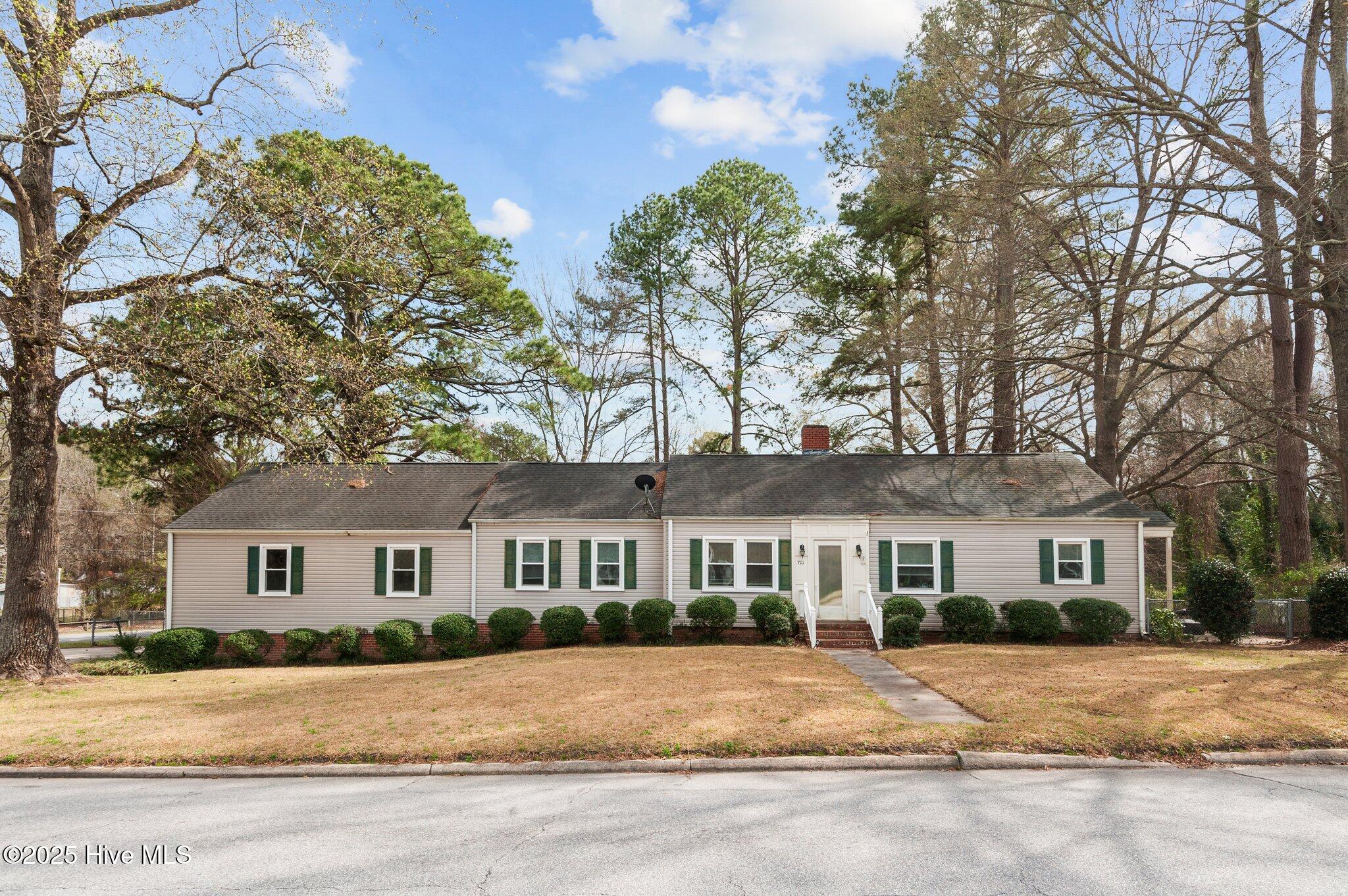 Pinetops Real Estate Listings Main Image
