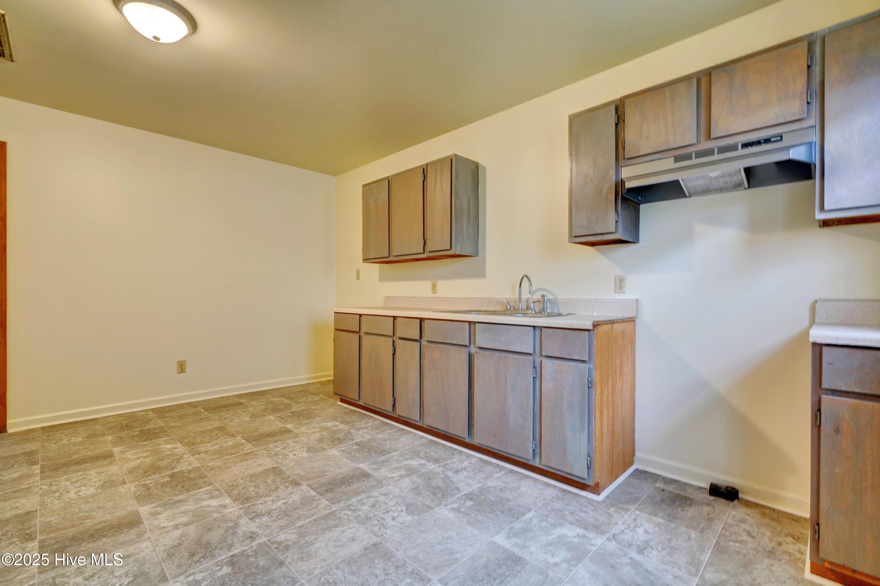 709 Parker Avenue Property Photo 7