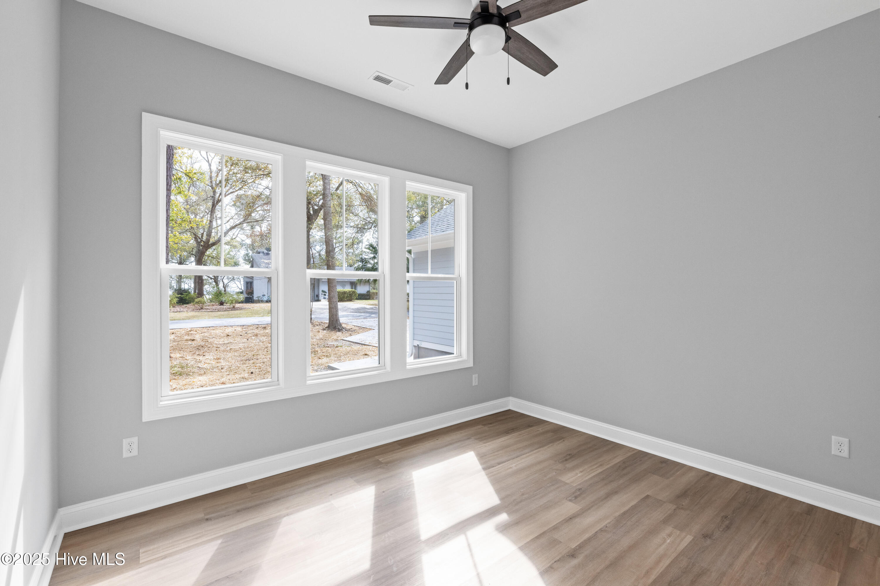 578 Lockwood Court Property Photo 36