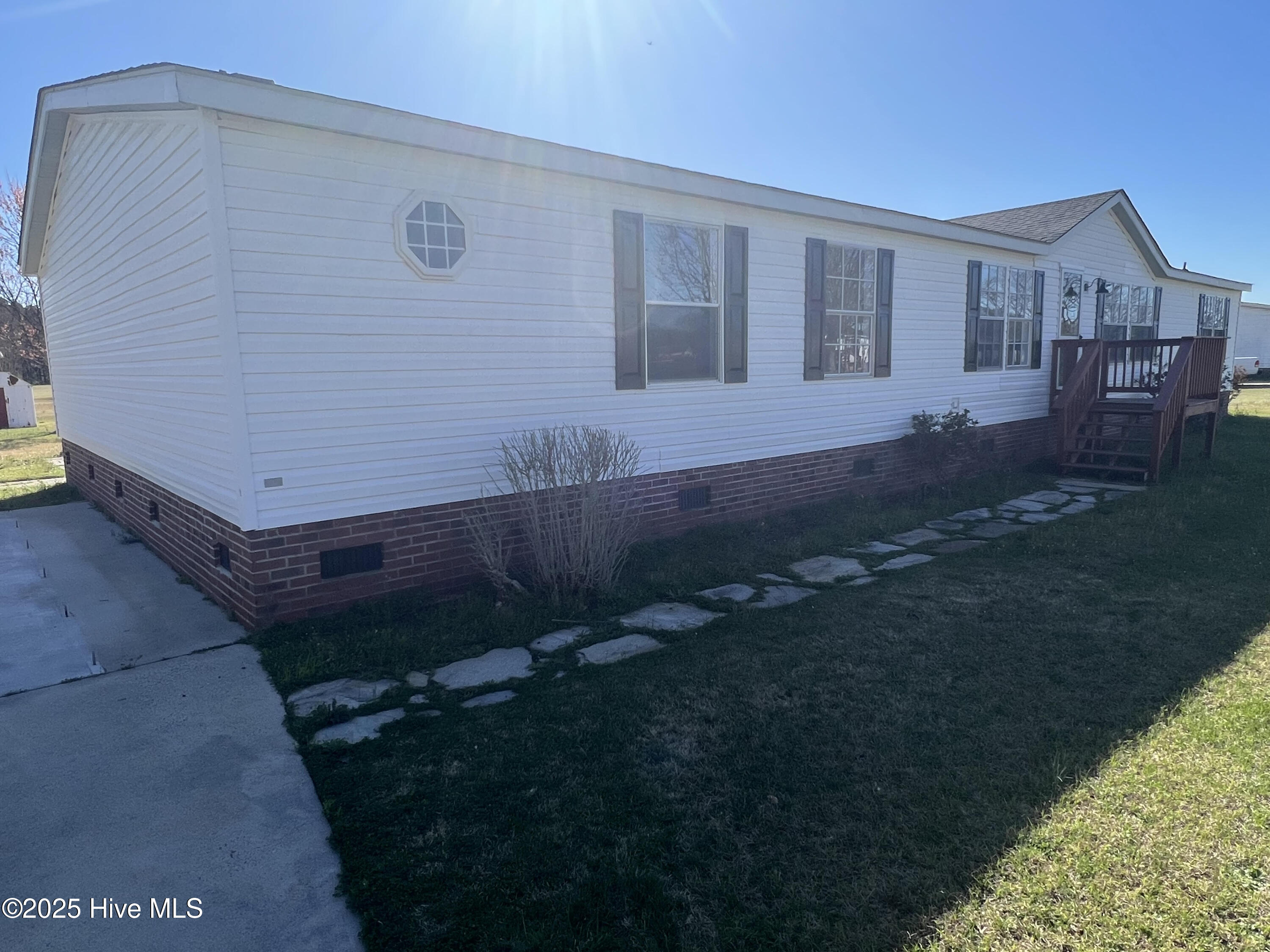 102 Ruger Court Property Photo