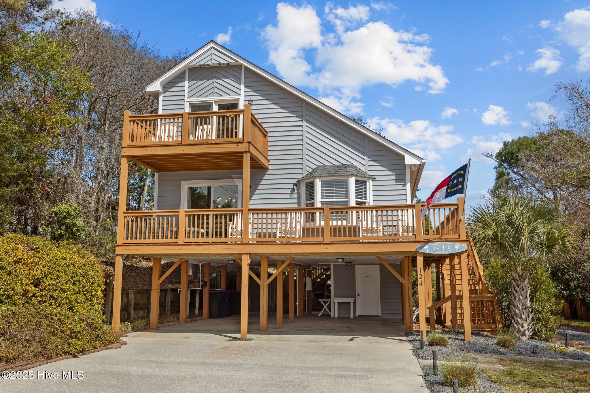 124 Live Oak Street Property Photo