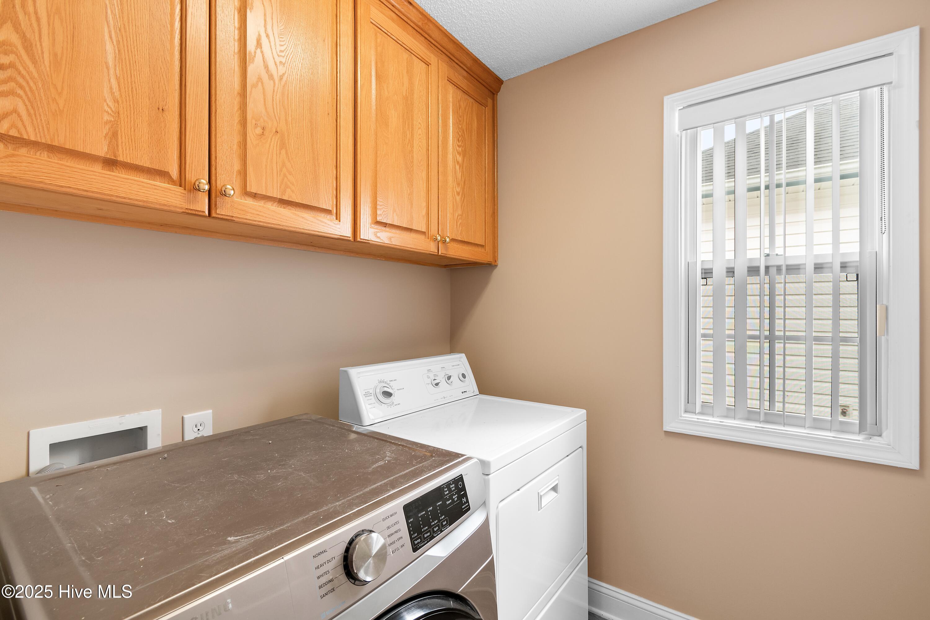 231 Jessica Lakes Drive Property Photo 17