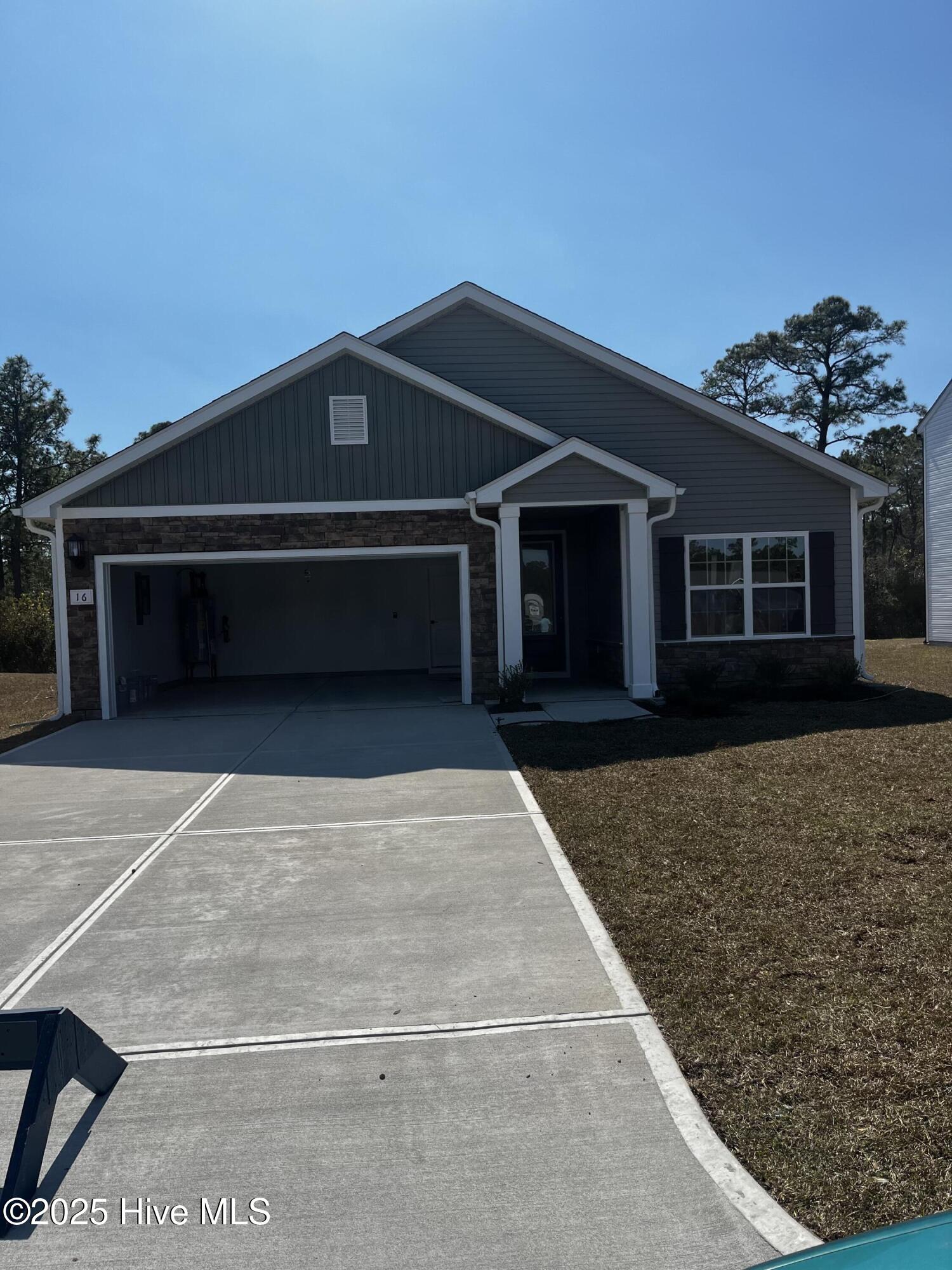 16 S Umbrella Palm Dr Drive Property Photo