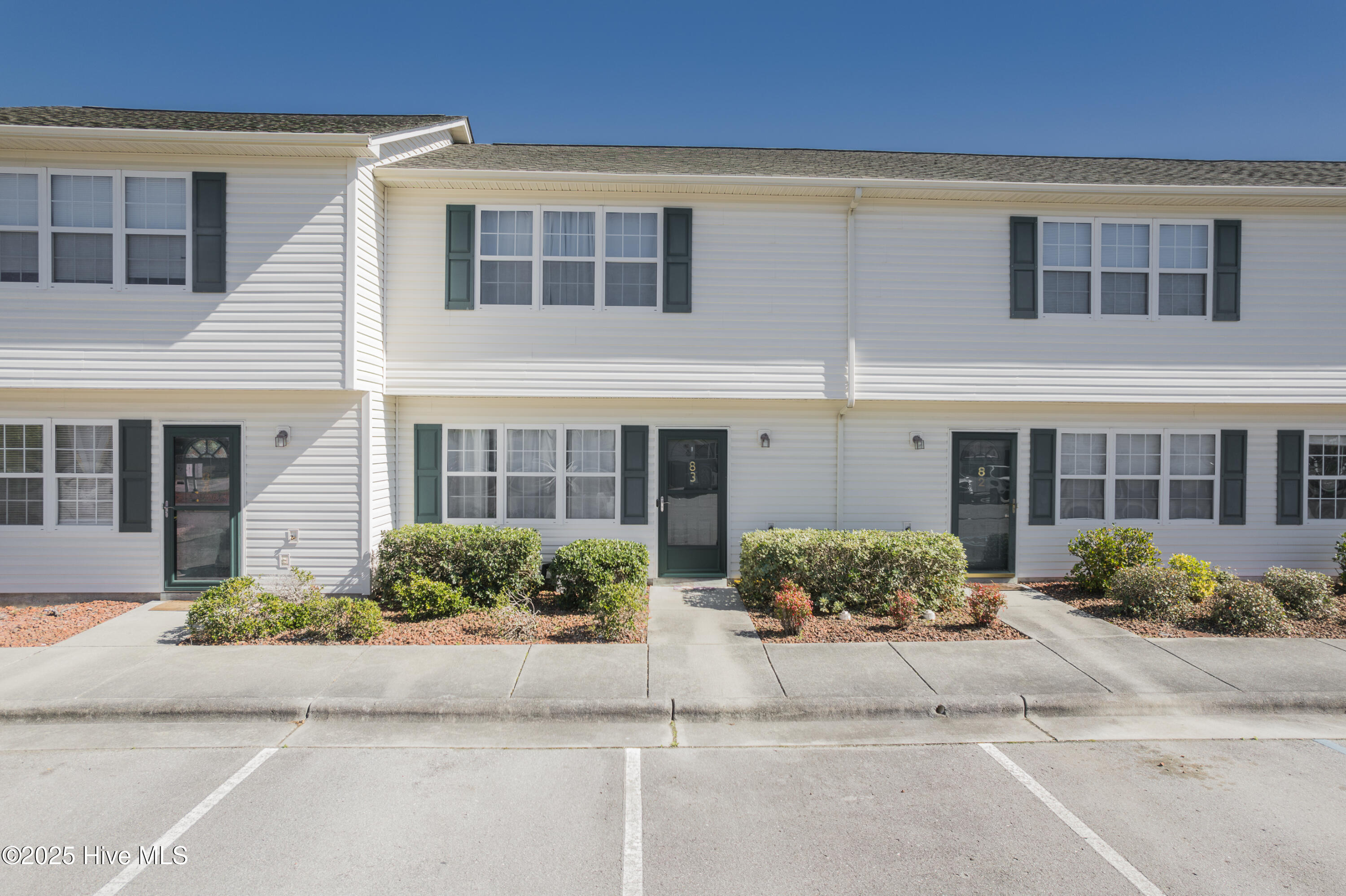 83 Crush Court Property Image