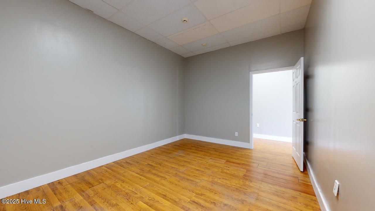 2836 Henderson Drive Property Photo 7
