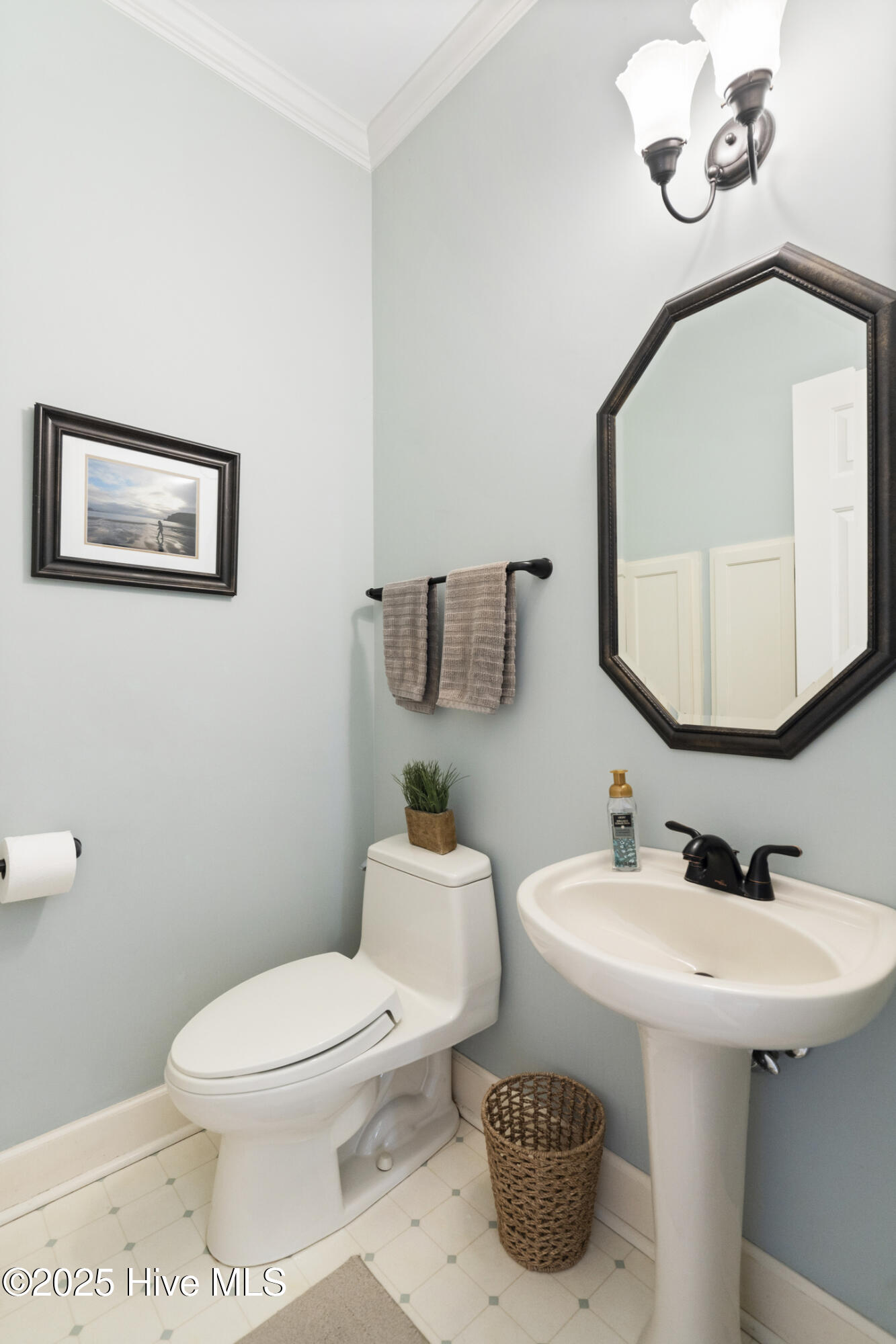 6700 Carmel Trail Property Photo 10