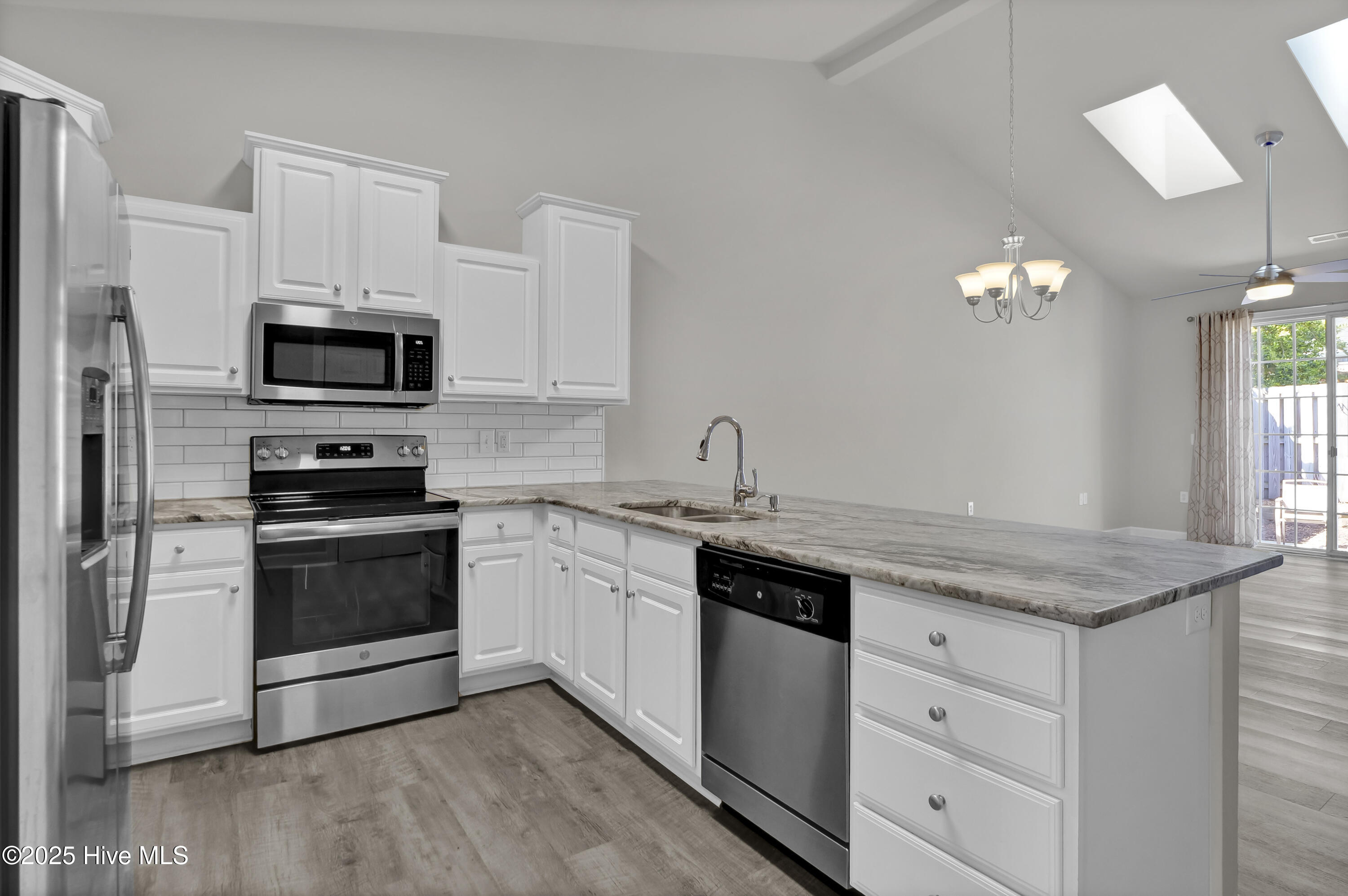 5006 Carleton Drive Unit 141 Property Image