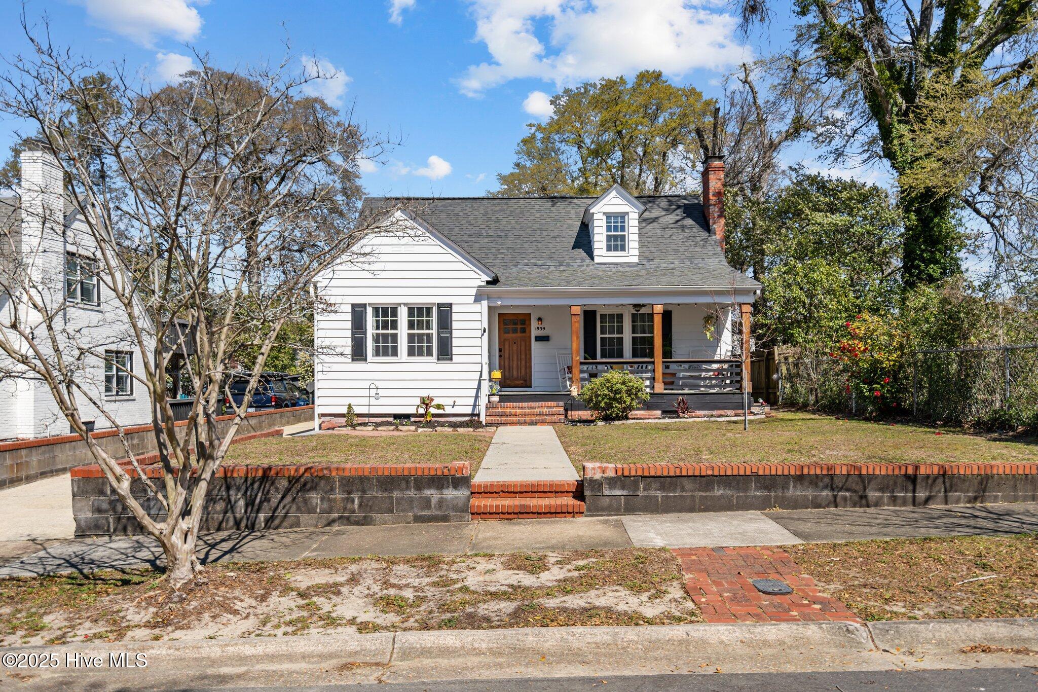 1939 Monroe Street Property Photo