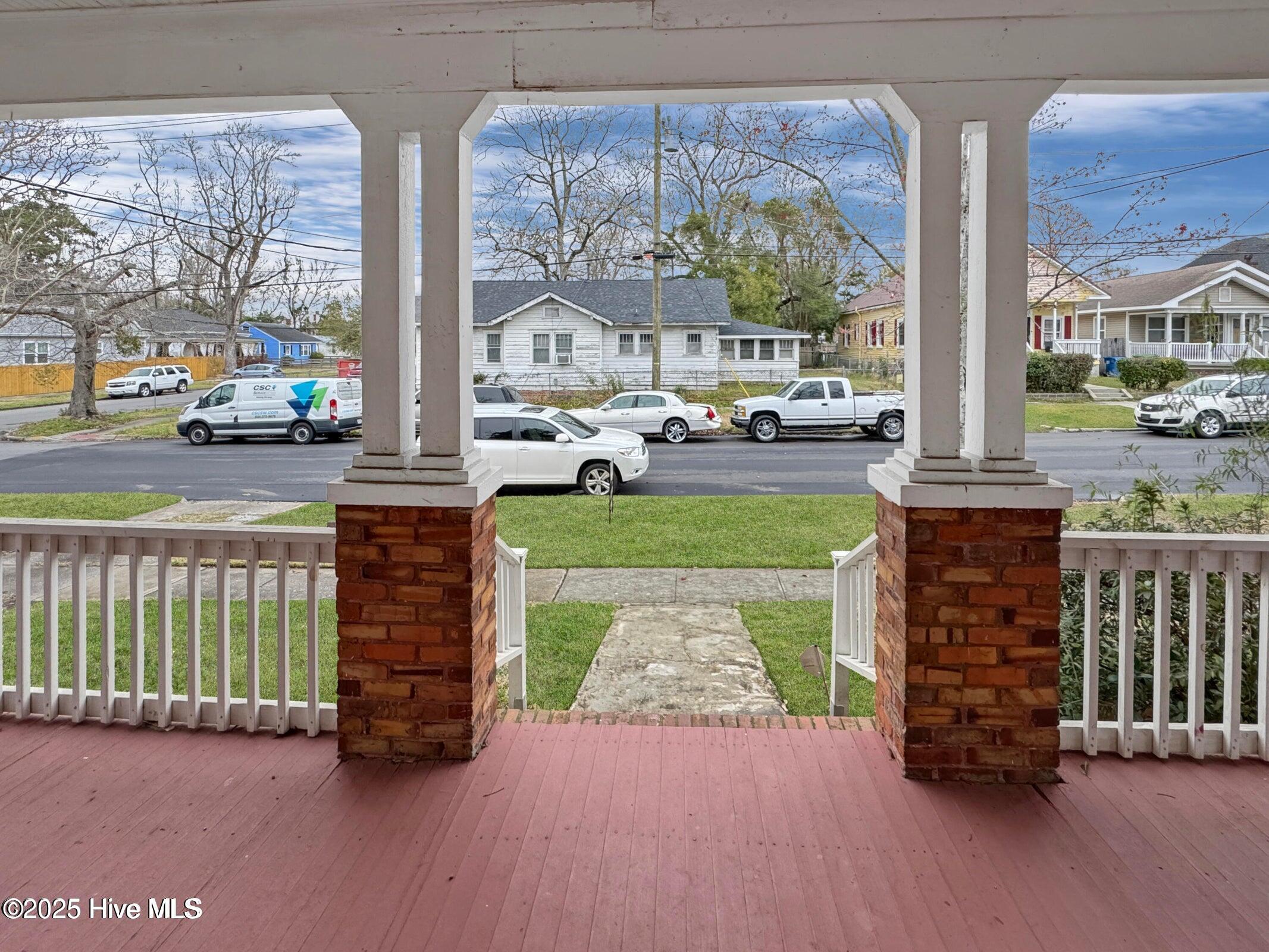 1504 Orange Street Property Photo 4