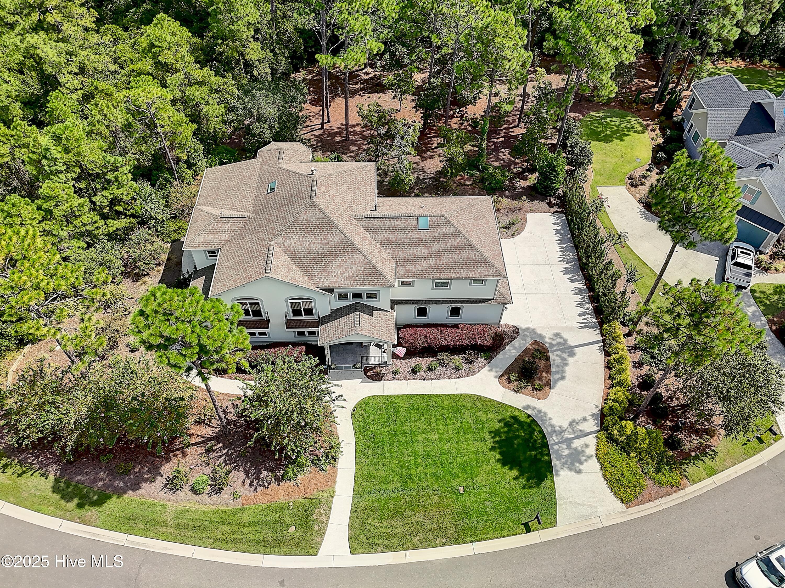3618 Holly Harbor Drive Property Photo 4