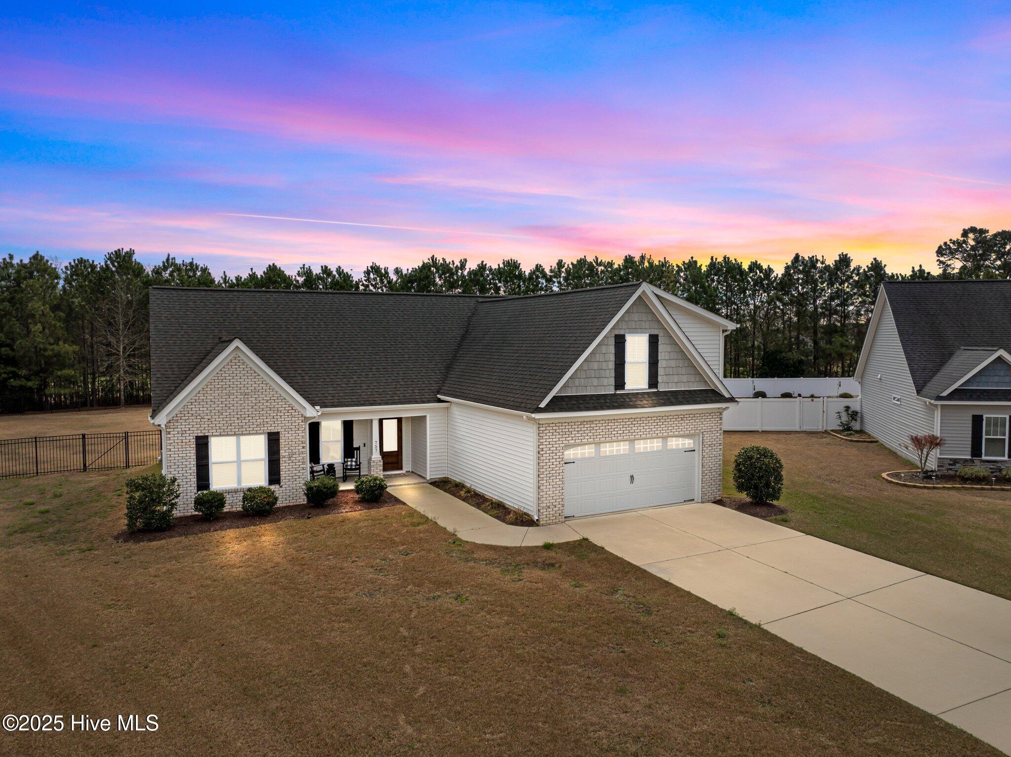 757 Red Birch Lane Property Photo