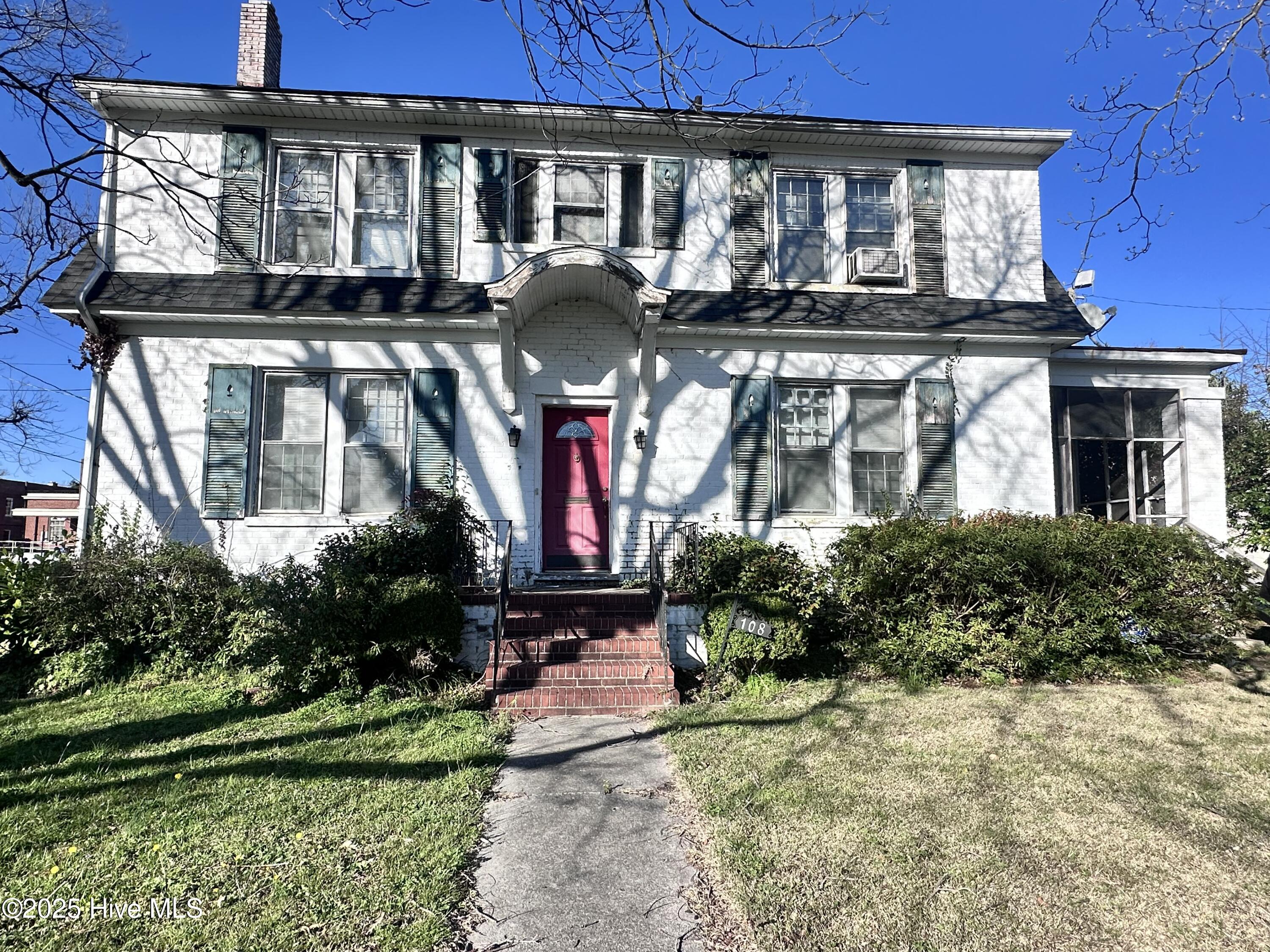 108 Church Street Property Photo