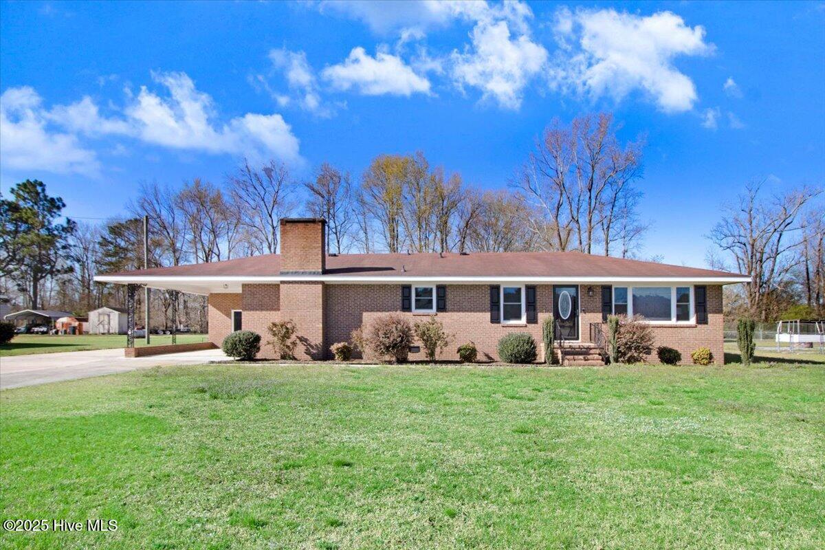 1676 Tommys Road Property Photo