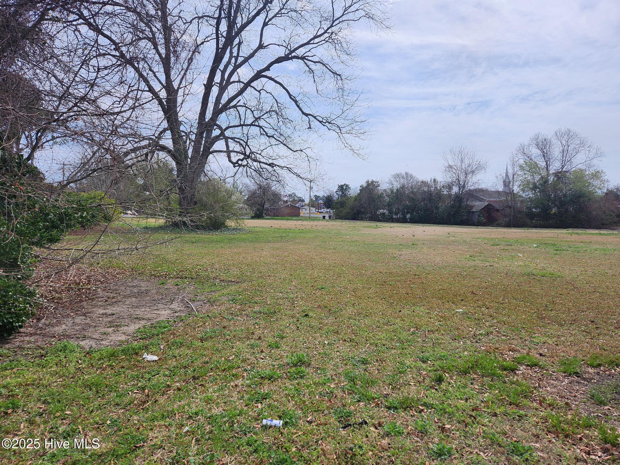 000 Selden Street Property Photo
