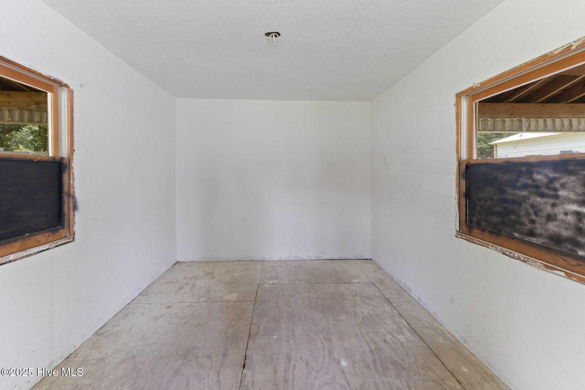 954 Hezekiah Road Property Photo 25