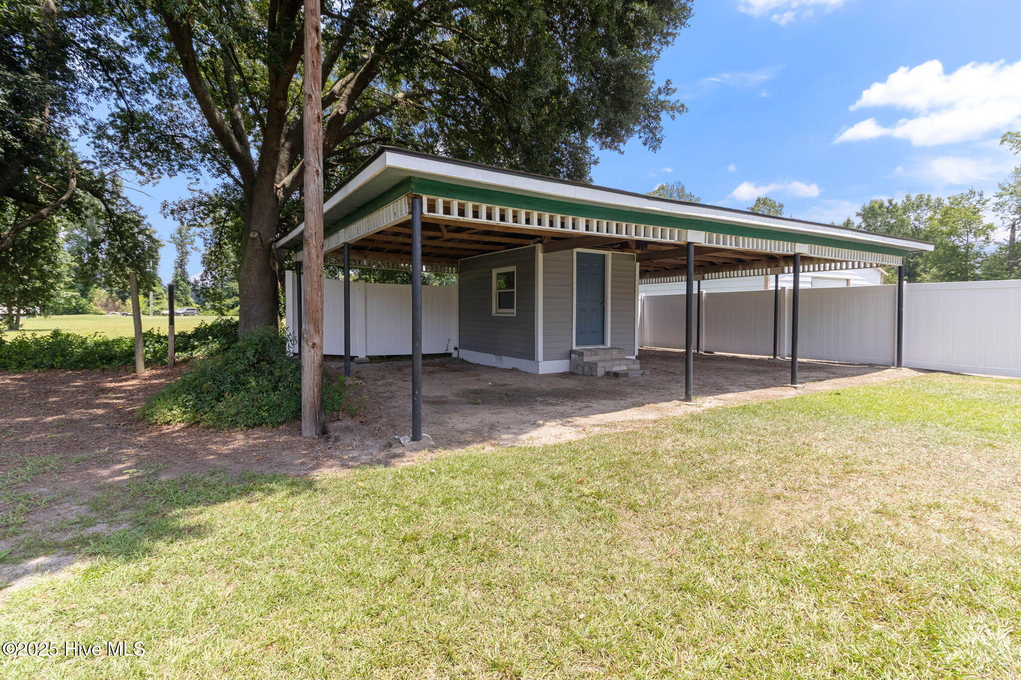 954 Hezekiah Road Property Photo 26