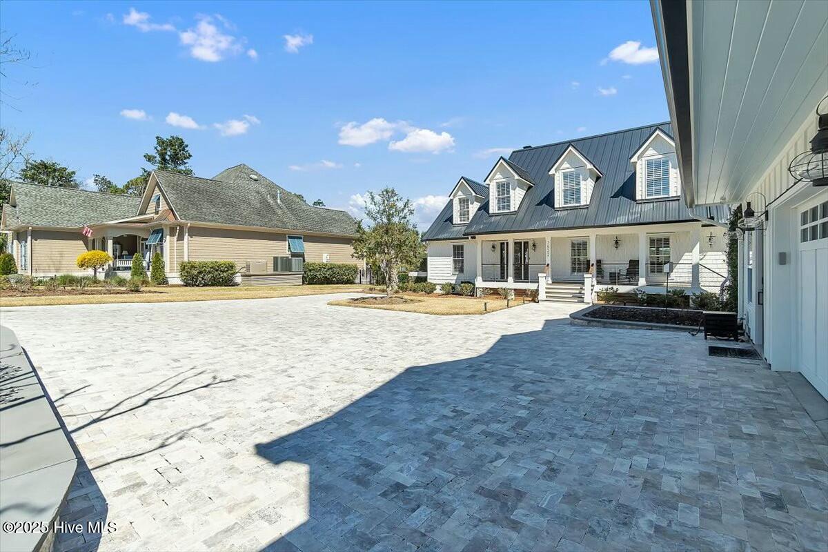 7522 Dunbar Road Property Photo 5