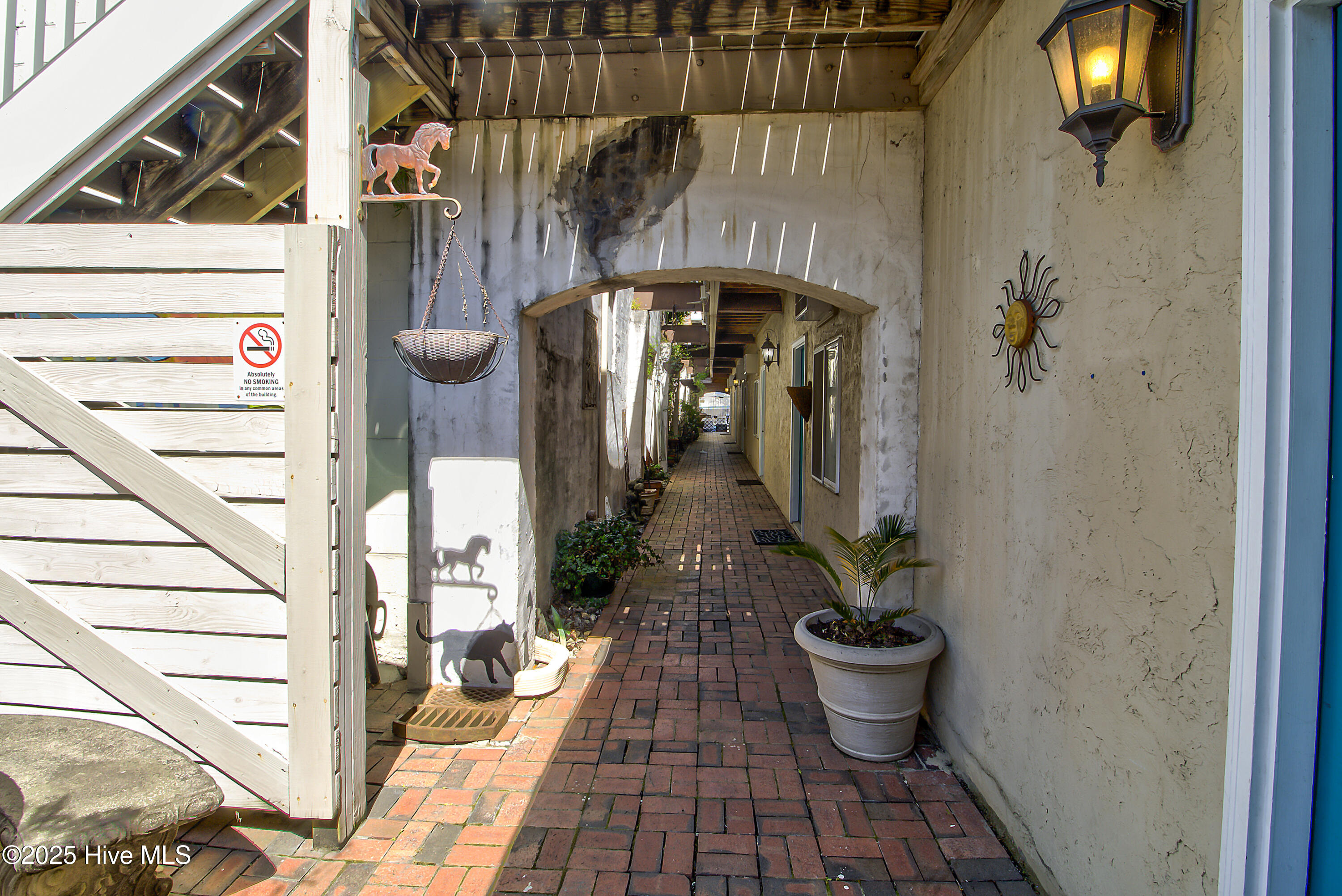 118 Dock Street 7 Property Photo 1