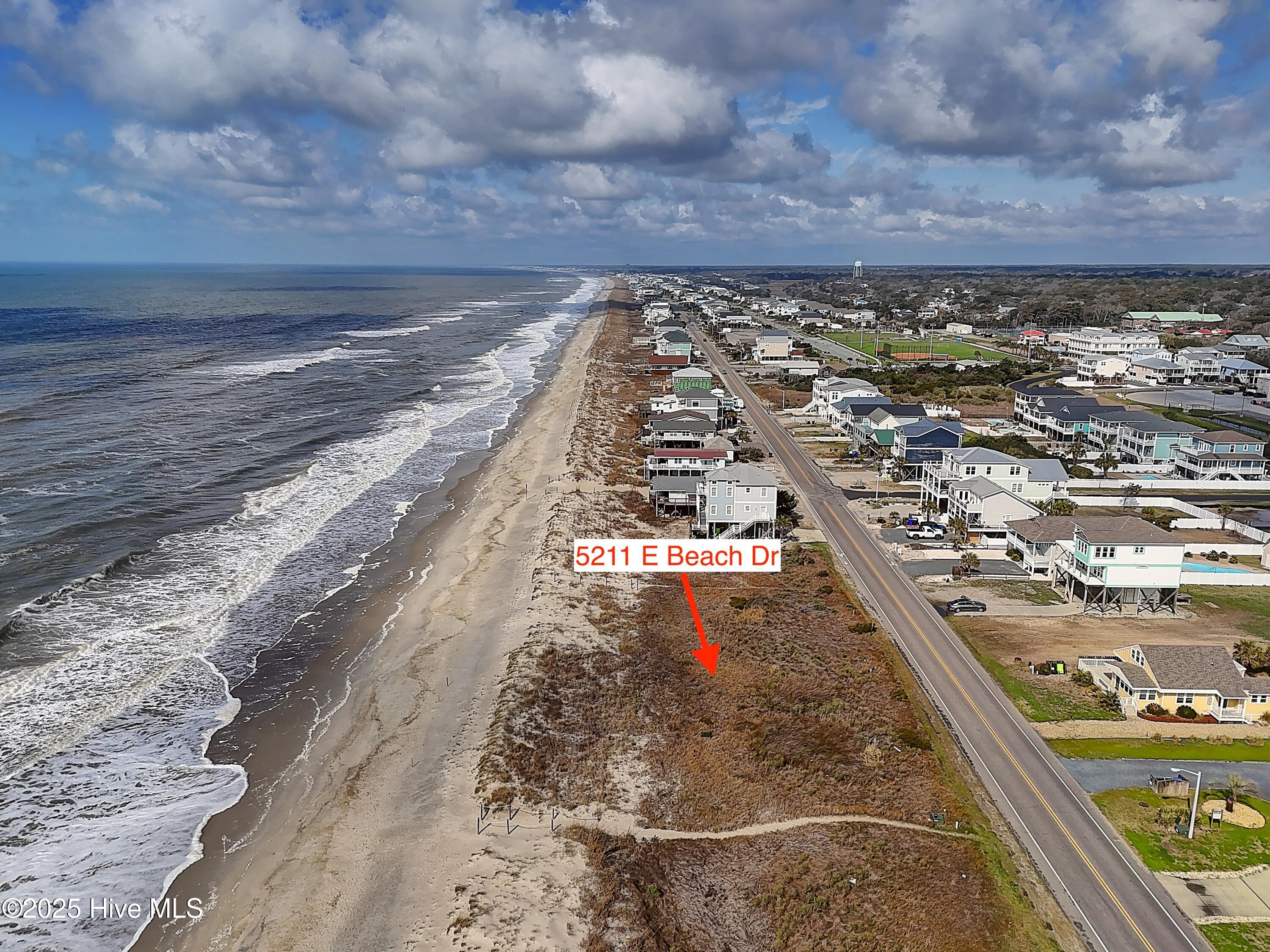 5211 E Beach Drive Property Photo 10