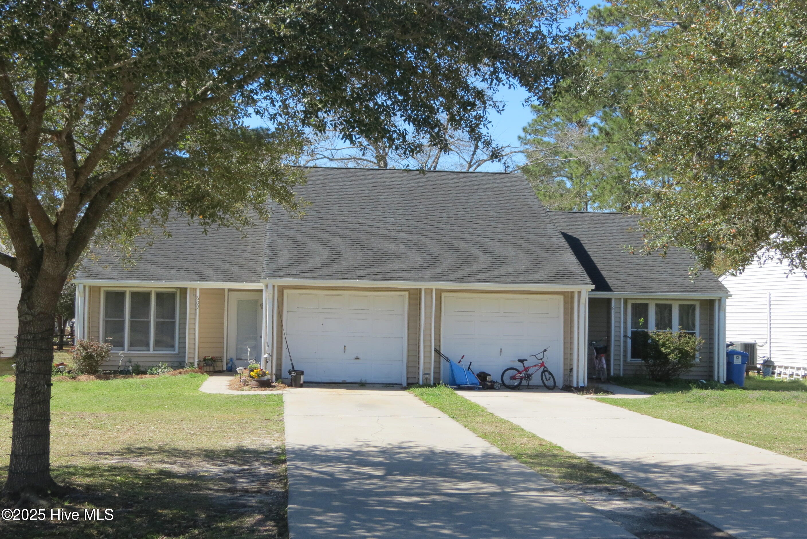 609 Ragan Road Property Photo